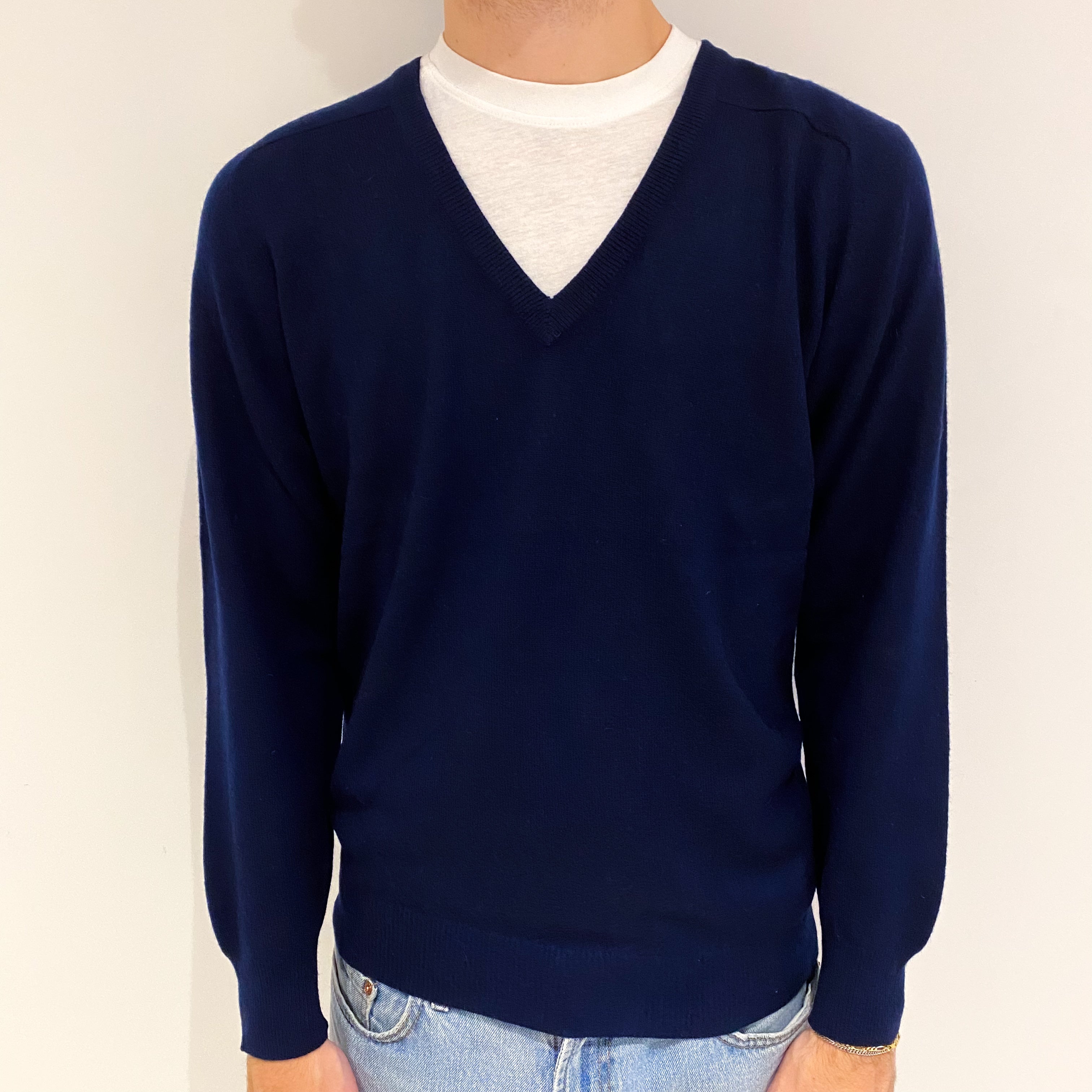 Men's Navy Blue Cashmere V Neck Jumper Large
