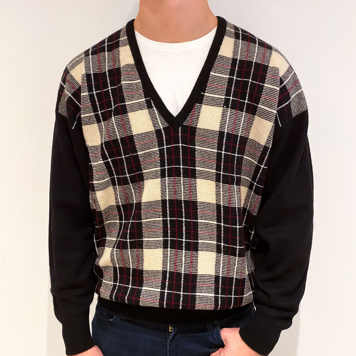 Men's Vintage Scottish Black Checked Cashmere V-Neck Jumper XXL