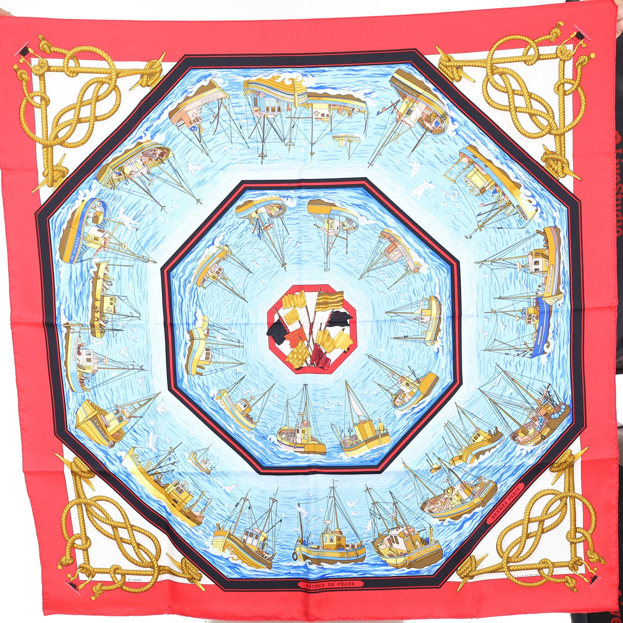Brand New Boxed Hermès Retour de Pêche Silk Scarf Quite Rare
