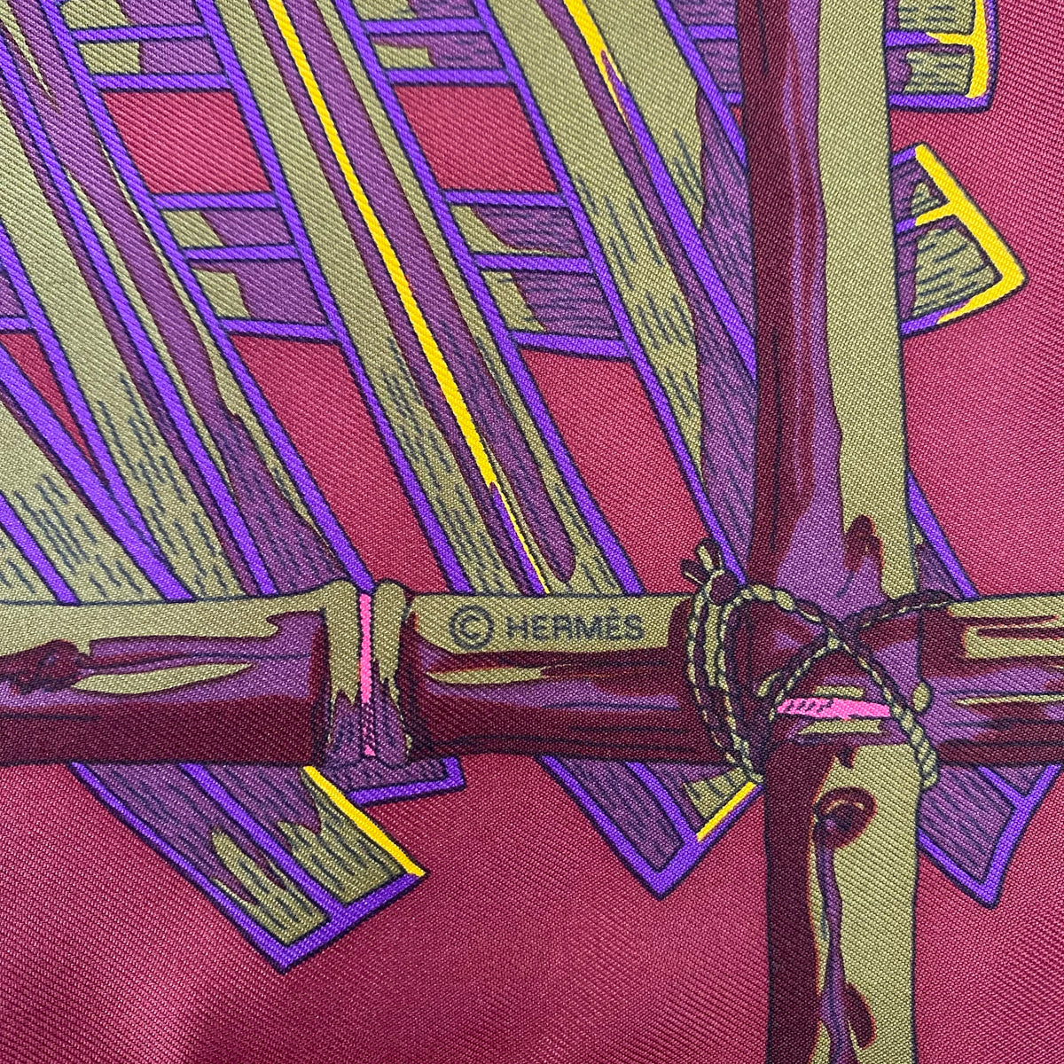 Pristine Boxed Hermès Mythes Et Métamorphoses Silk Scarf