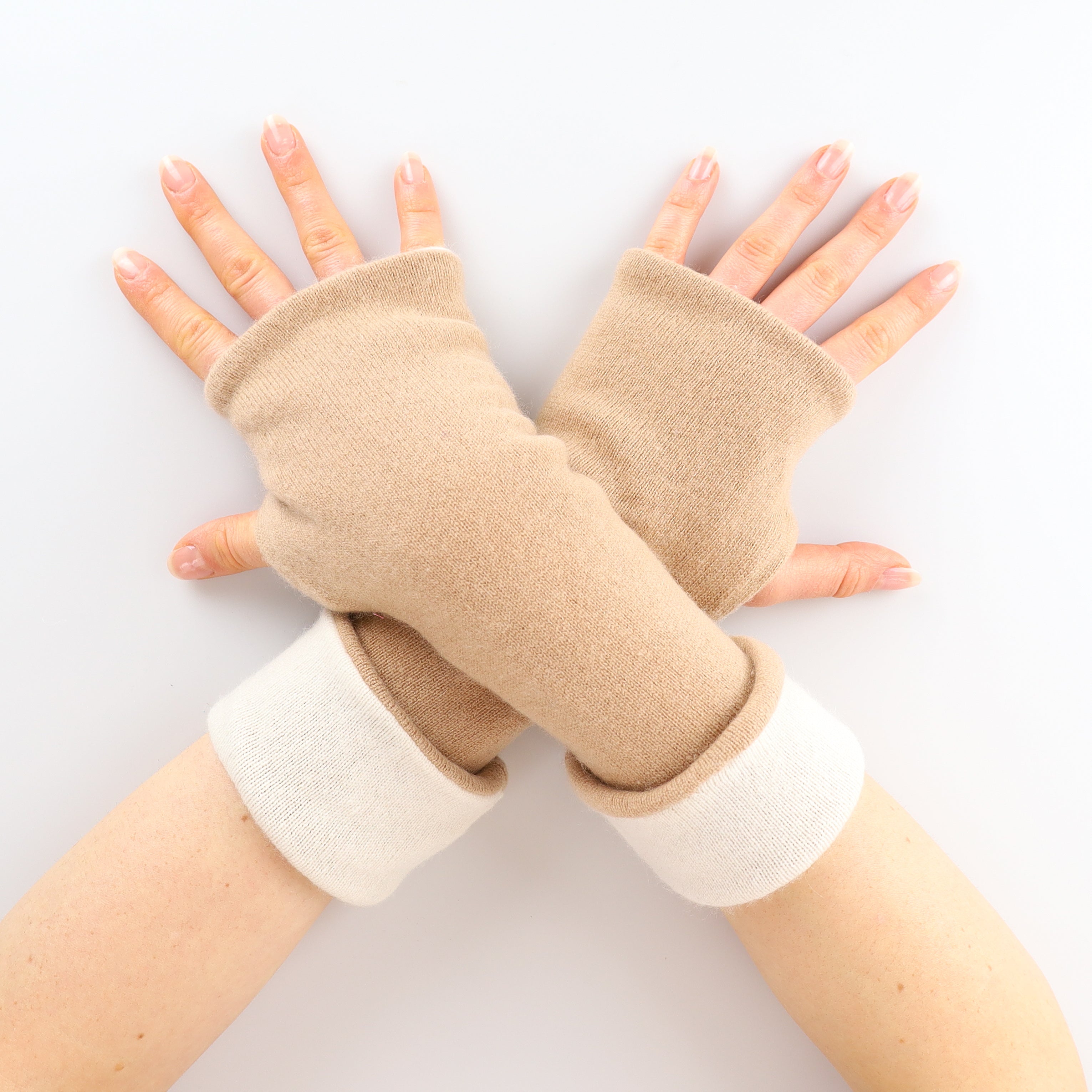 Fudge Brown and Ivory Reversible Cashmere Fingerless Gloves