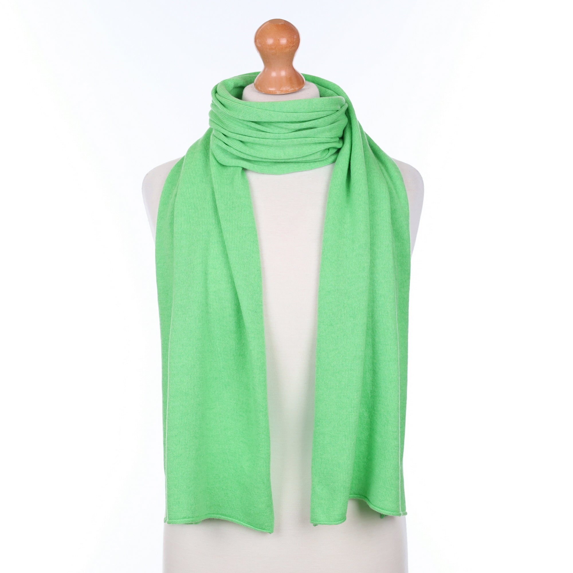 Brand New Scottish Kiwi Green Cashmere Knitted Scarf