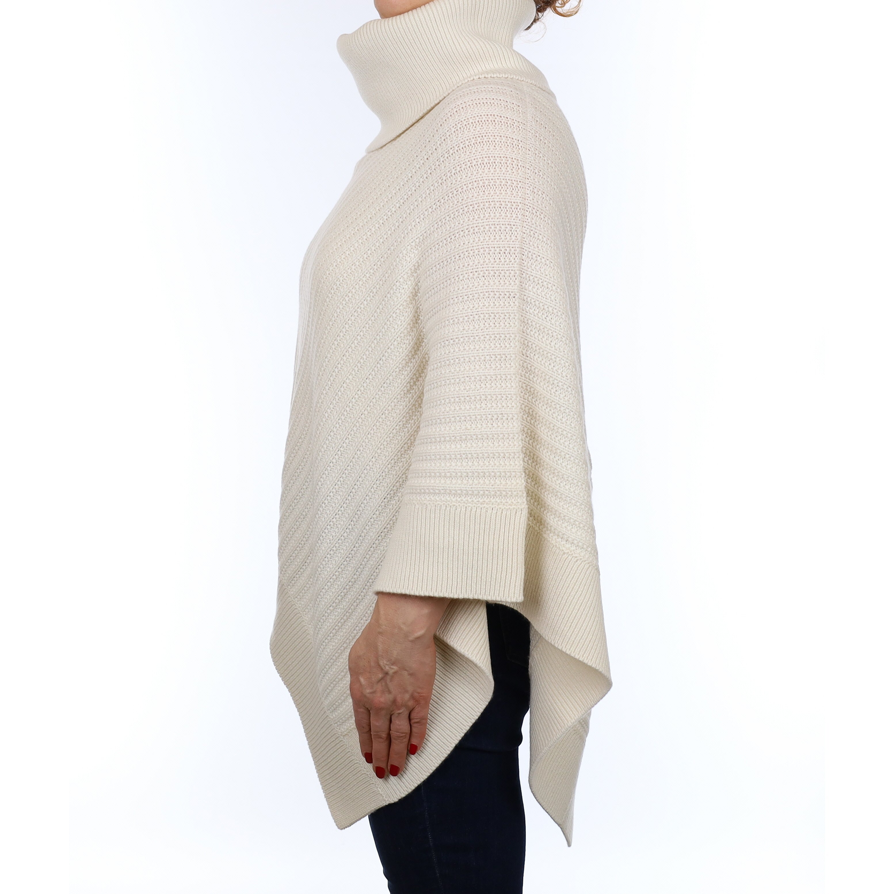 Brand New Scottish Hawico Vanilla Cream Luxury Chunky Cashmere Poncho