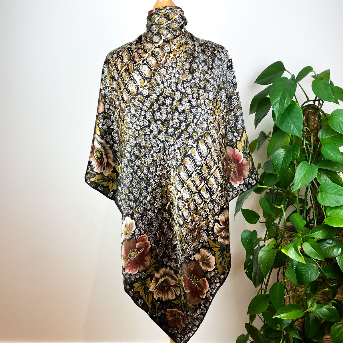 Ray Strauss Vintage Silk Scarf