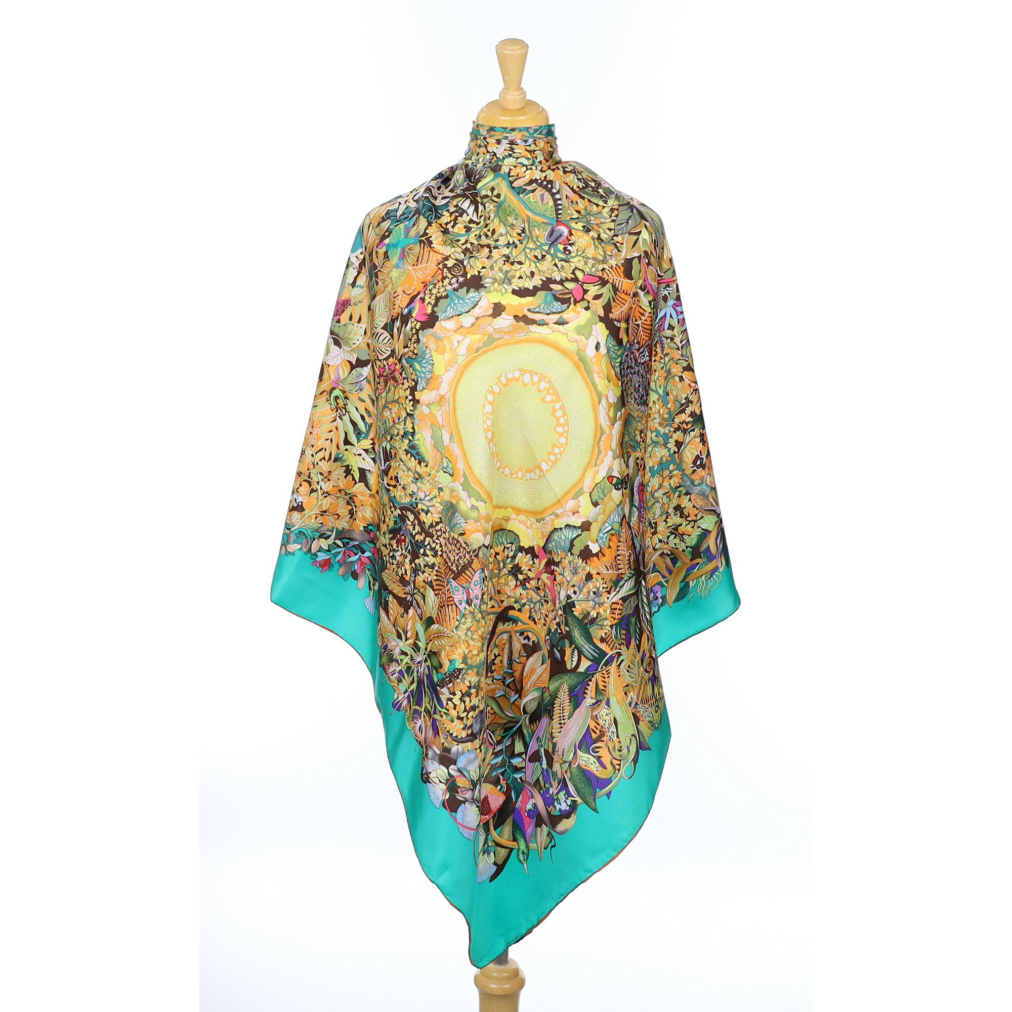 Immaculate Multicoloured Tropical Design Silk Scarf