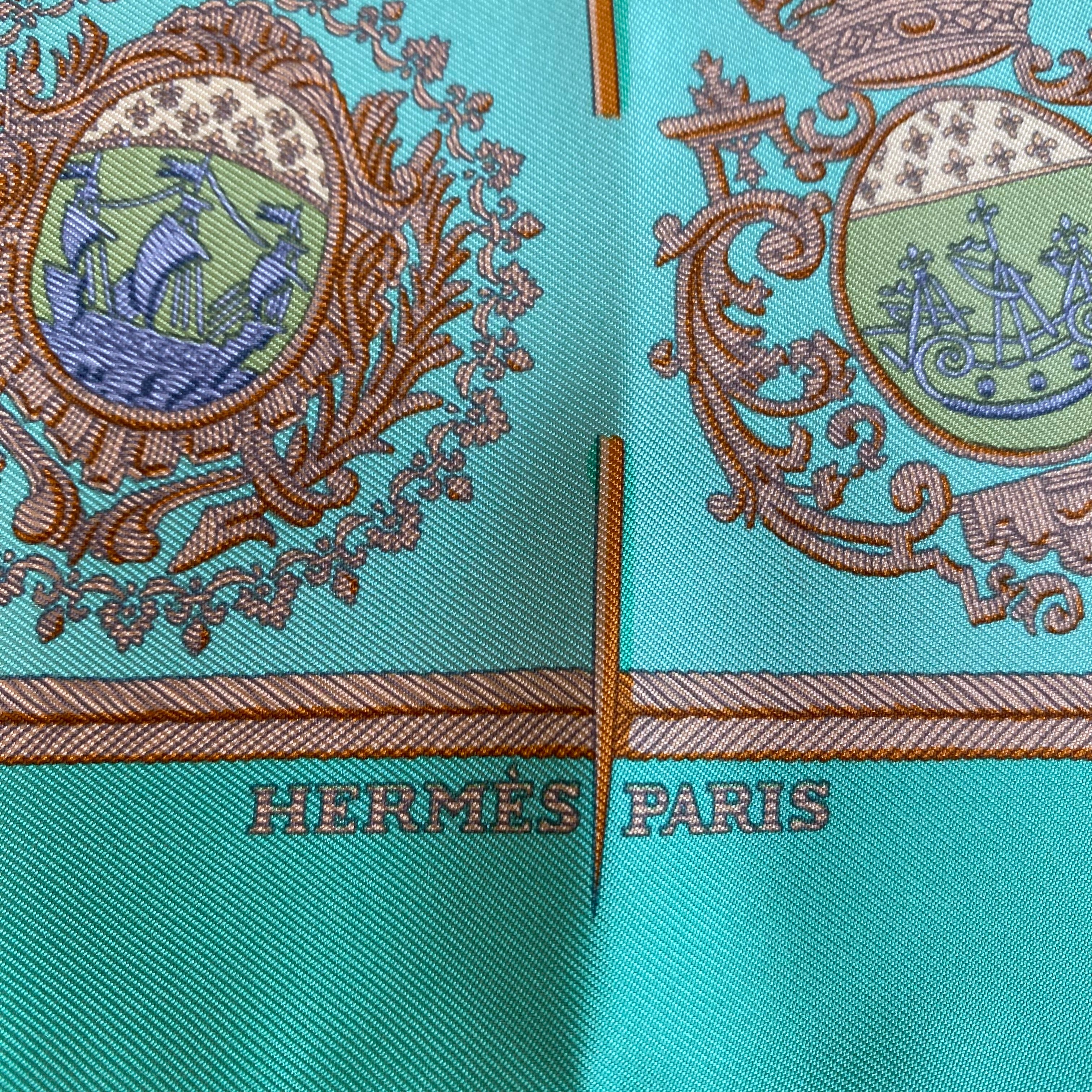 Brand New Boxed Hermès 45 Les Armes de Paris Silk Scarf
