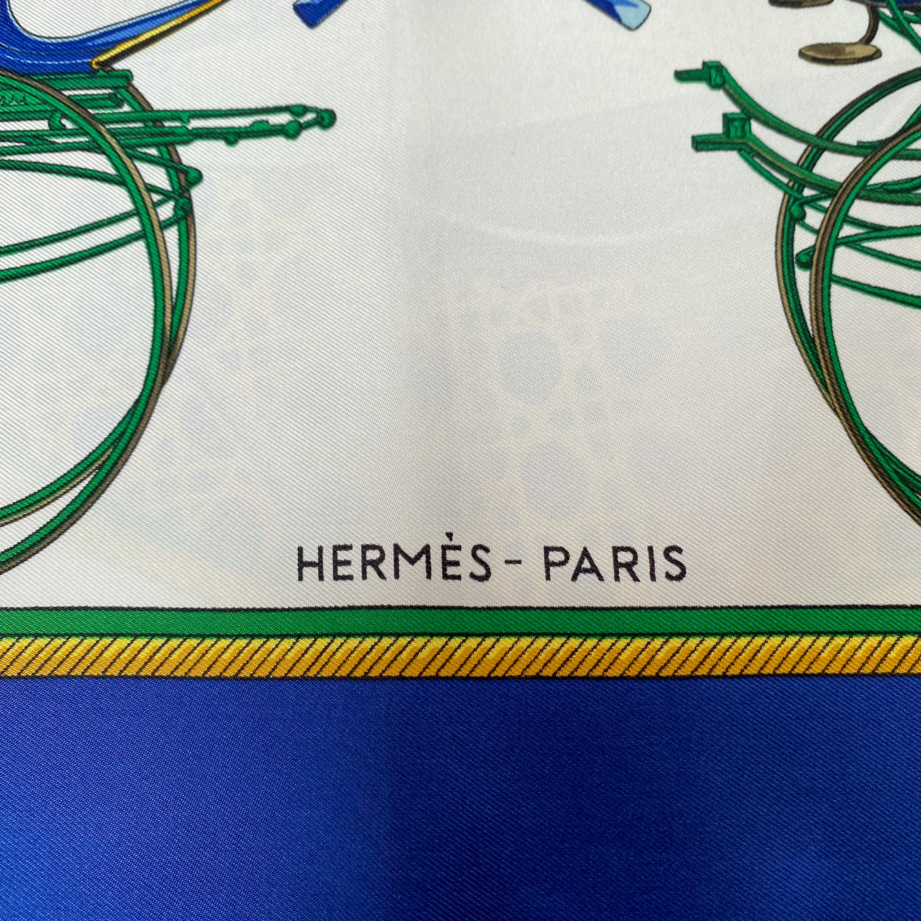 Immaculate Boxed Hermès Les Voitures a Transformation Silk Scarf