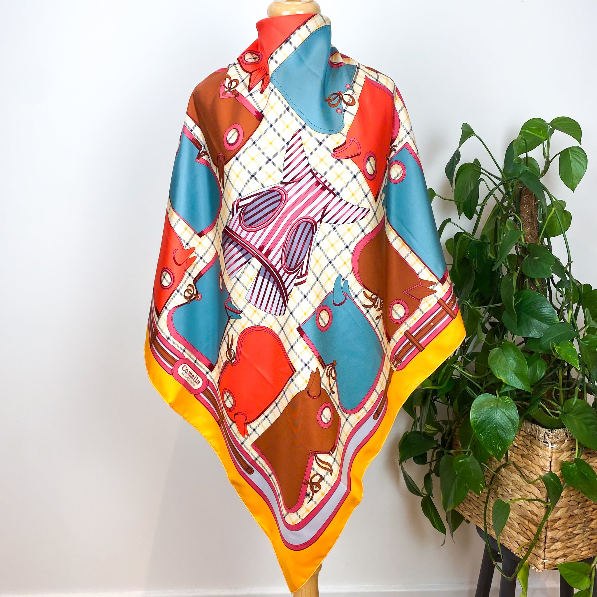 Brand New Boxed Hermes Camails Designer Silk Scarf