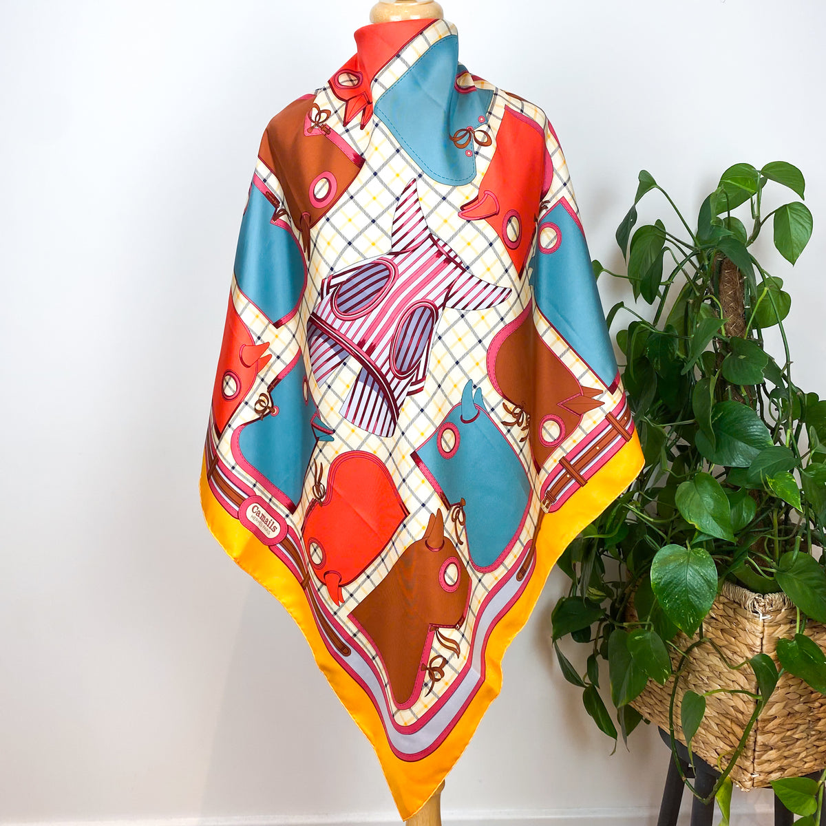 Brand New Boxed Hermes Camails Designer Silk Scarf