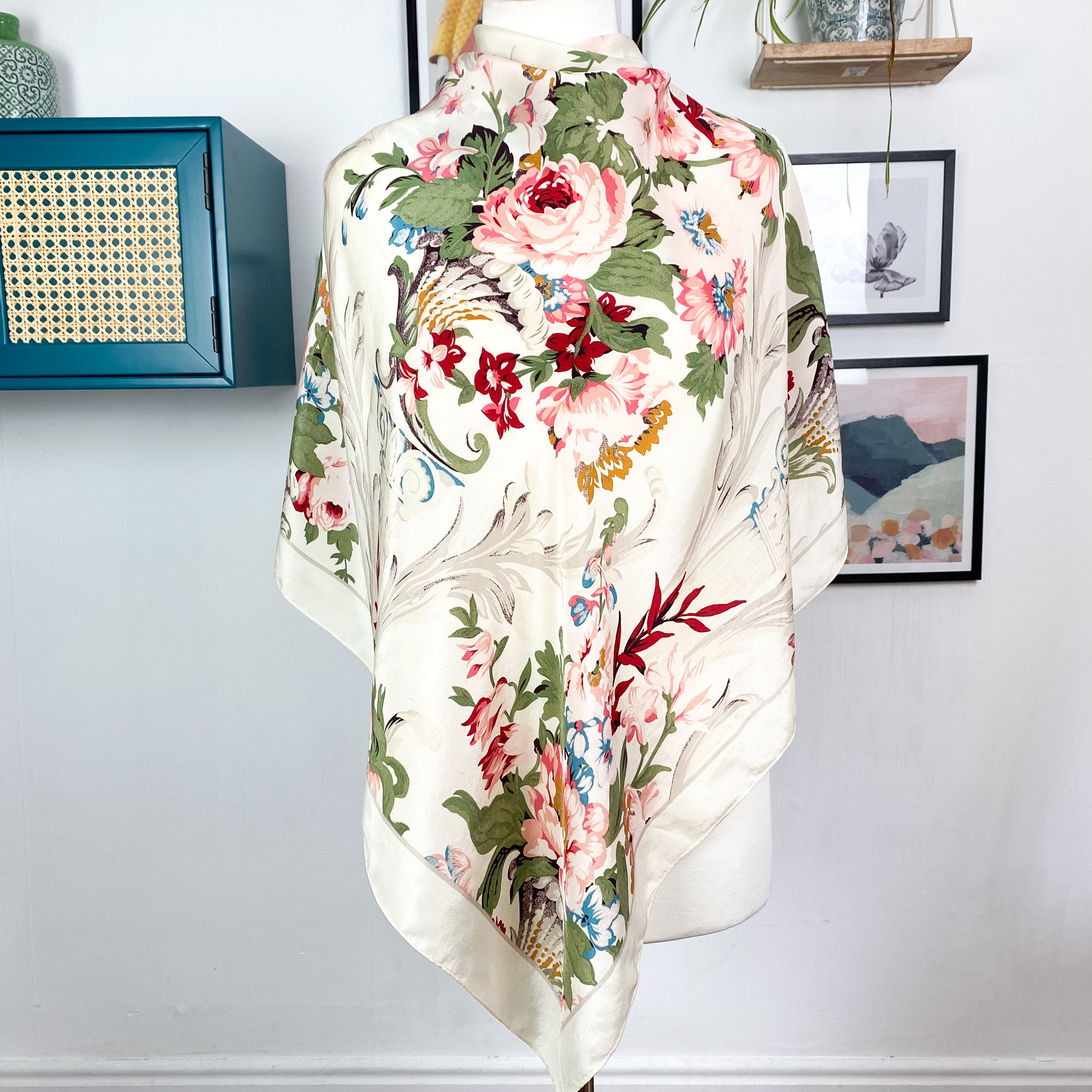 Crêpe Floral Vintage Silk Scarf