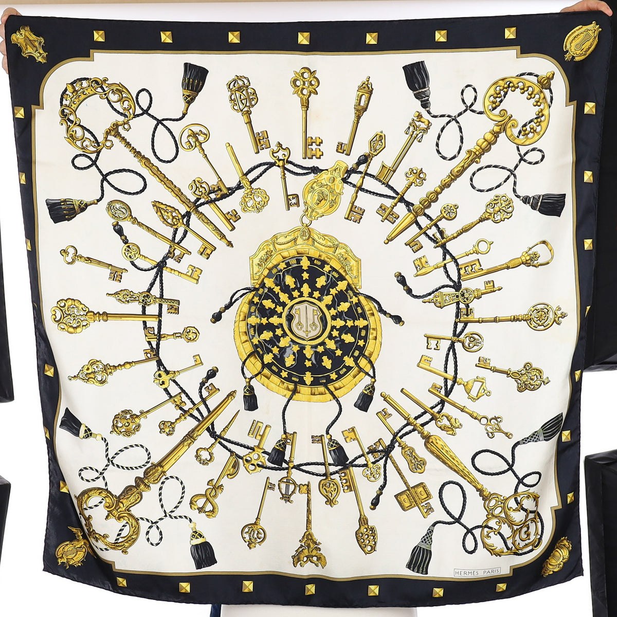 Hermès Les Clefs Silk Scarf