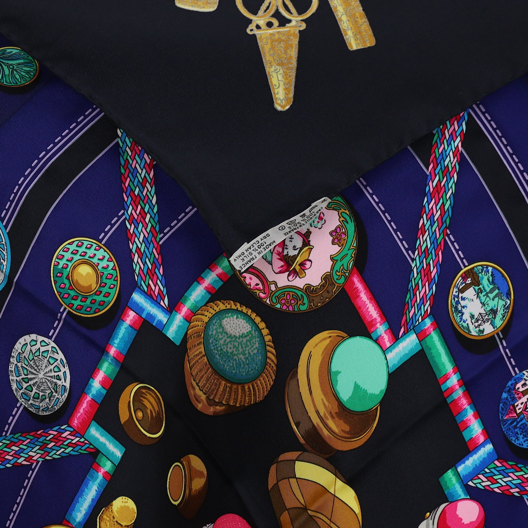 Boxed Hermès Petite Main Silk Scarf