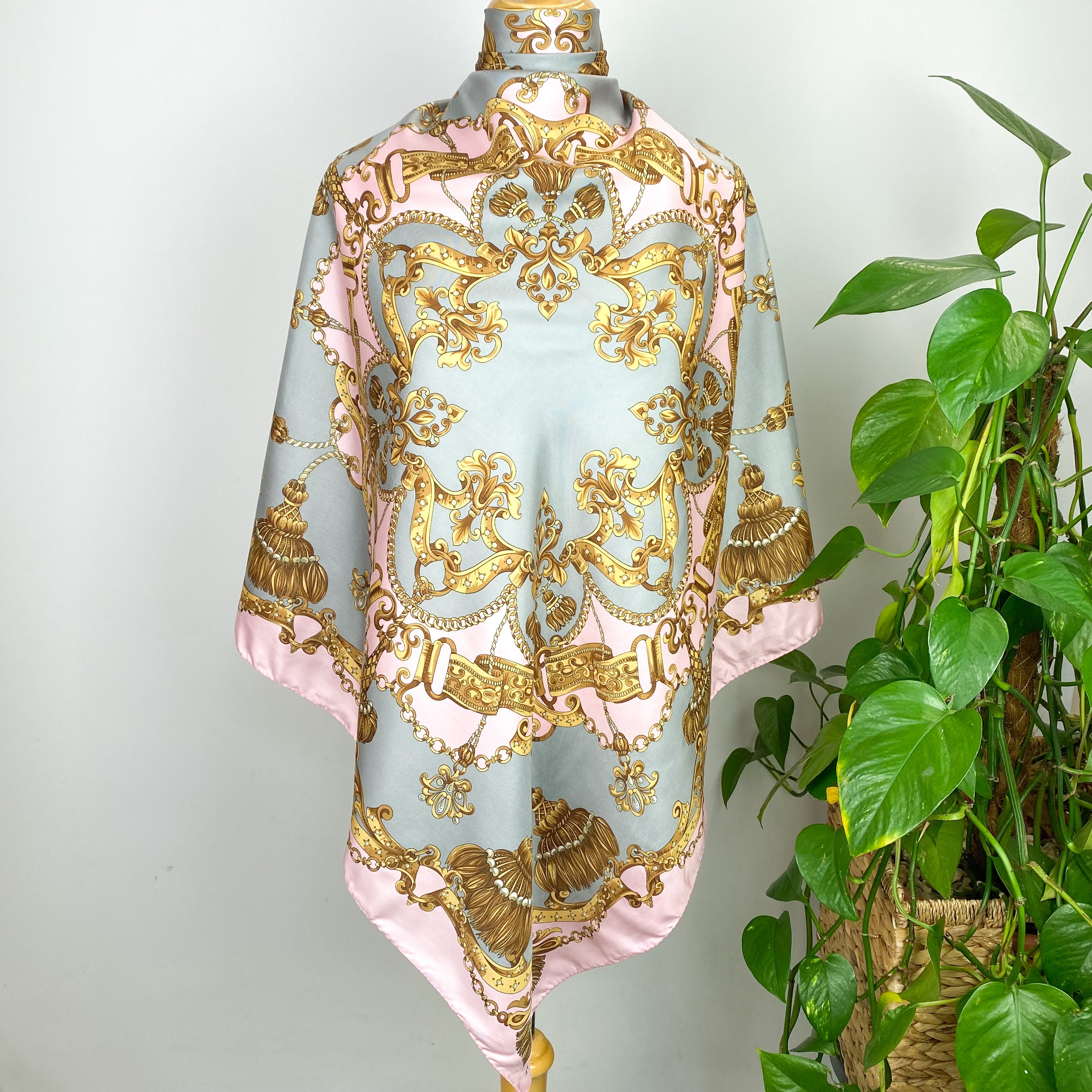 Pink Baroque Style Twill Silk Scarf