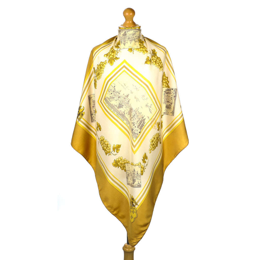 Hermès La Ville et Chasteav de Iarnac 1610 Silk Scarf Rare