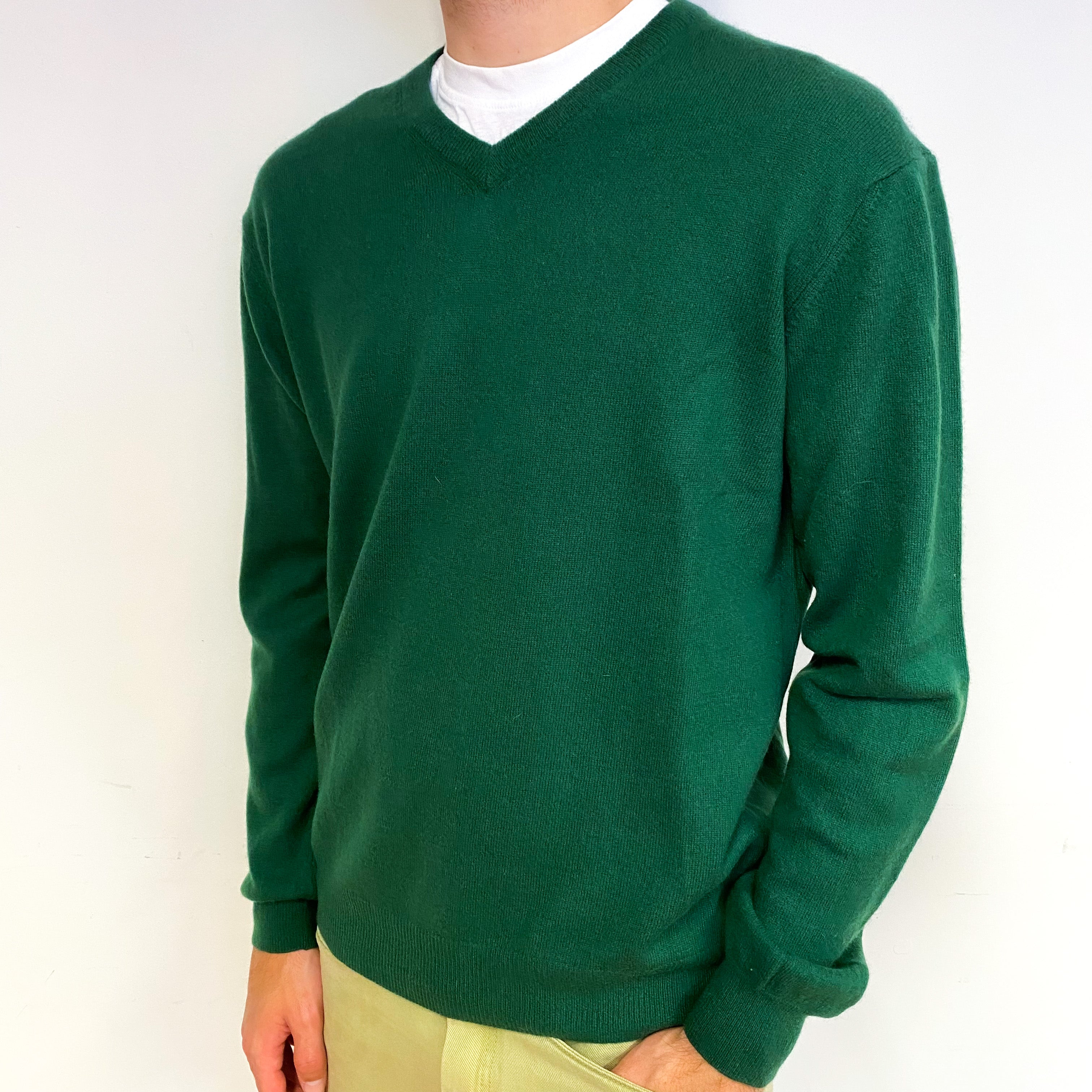 Men's Shamrock Green Cashmere V-Neck Jumper Large