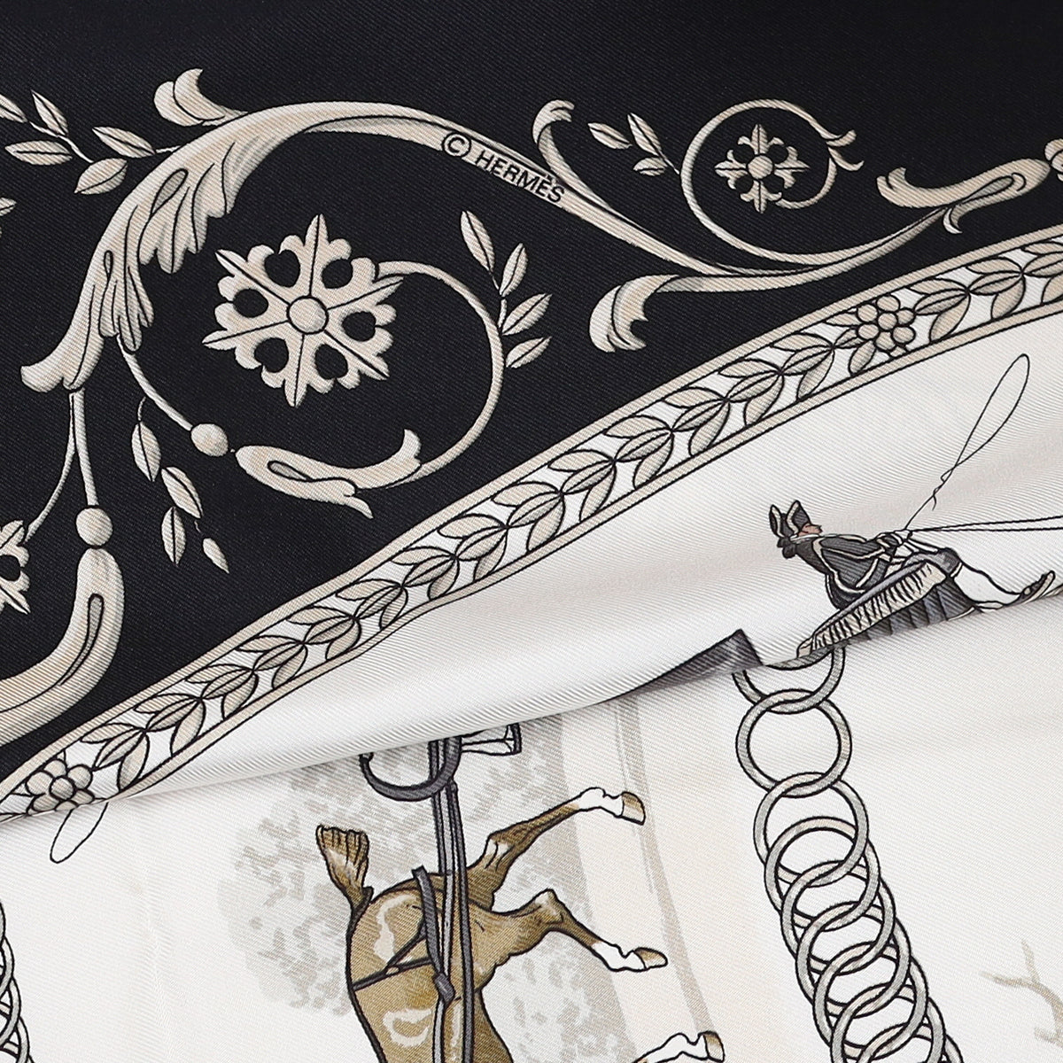 Brand New Boxed Hermès La Promenade de Longchamps Silk Scarf