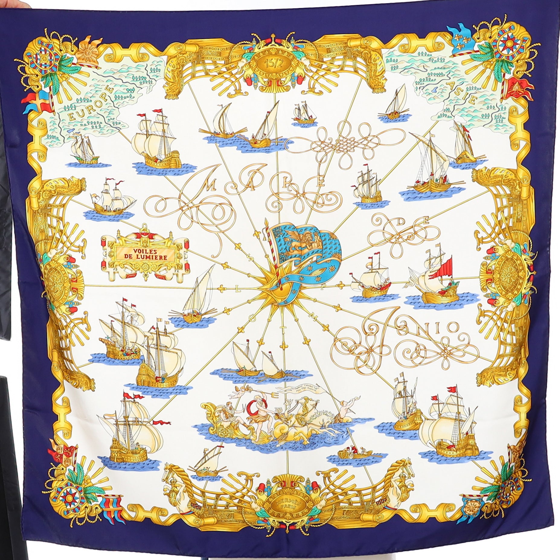 Hermès Voiles de Lumiere Silk Scarf