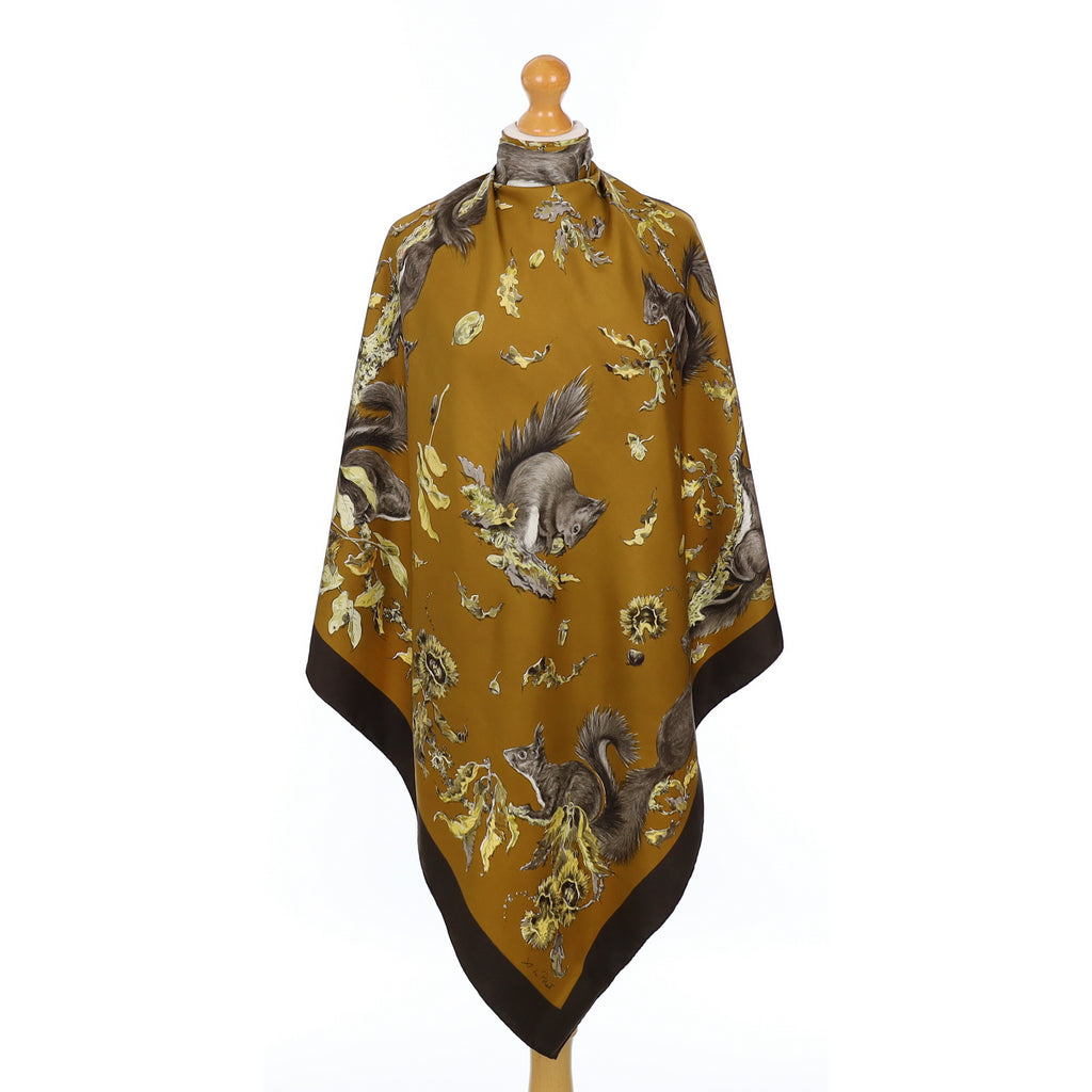 Hermès Écureuils Vintage Silk Scarf Quite Rare