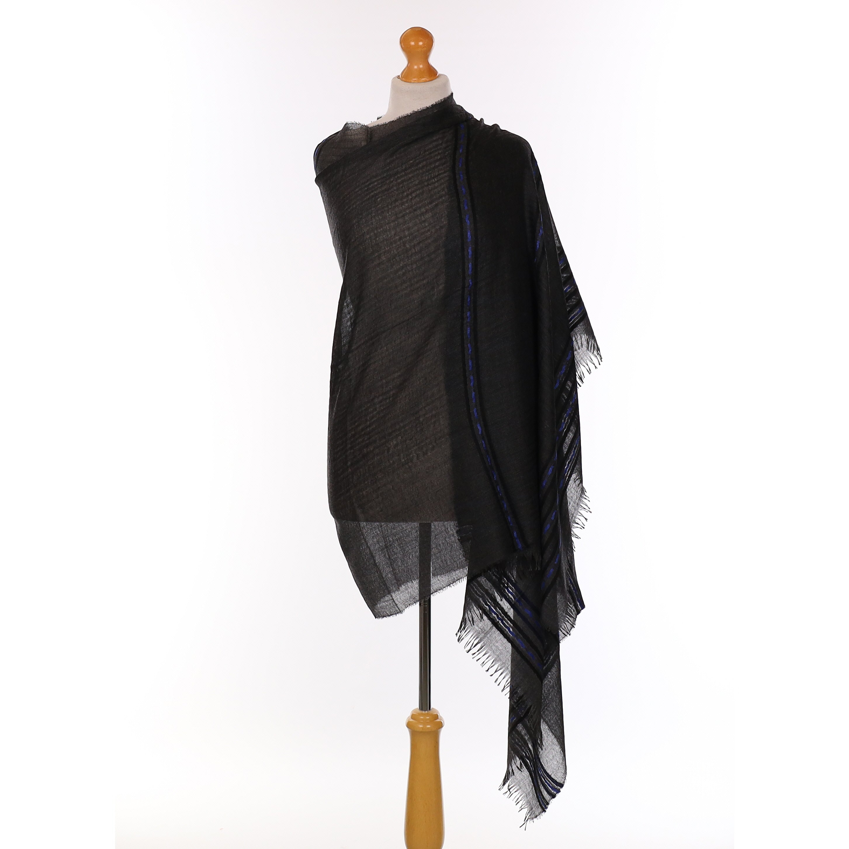 Brand New Begg & Co Graphite Grey and Cobalt Cashmere Woven Wrap