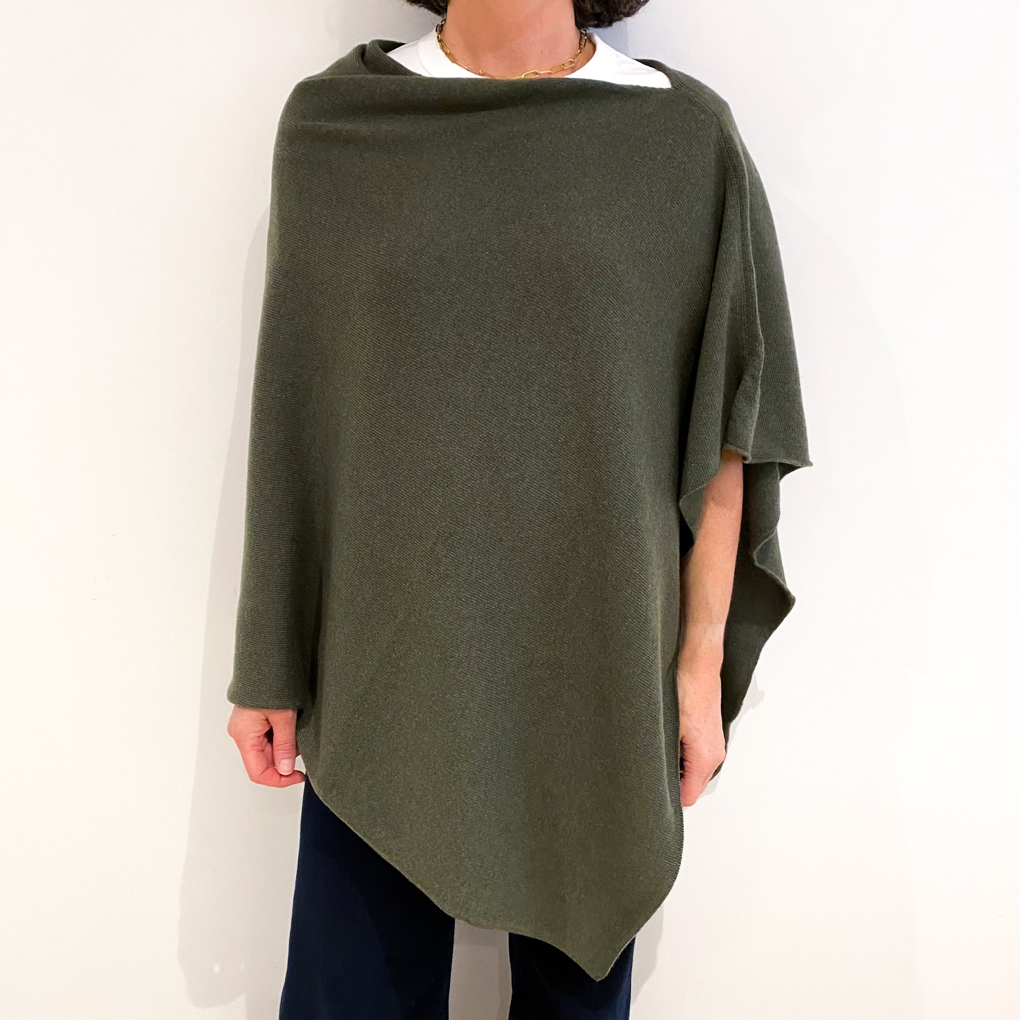 Brand New Scottish Khaki Green Cashmere Poncho One Size