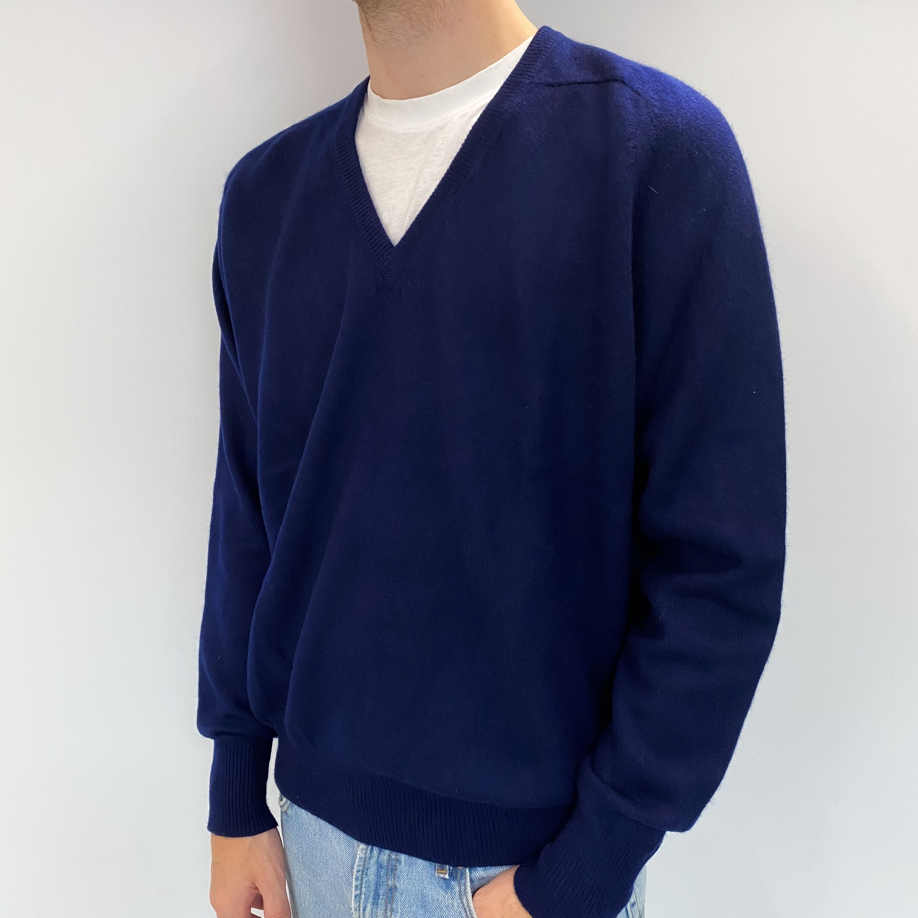 Men's Navy Blue Cashmere V Neck Jumper Large