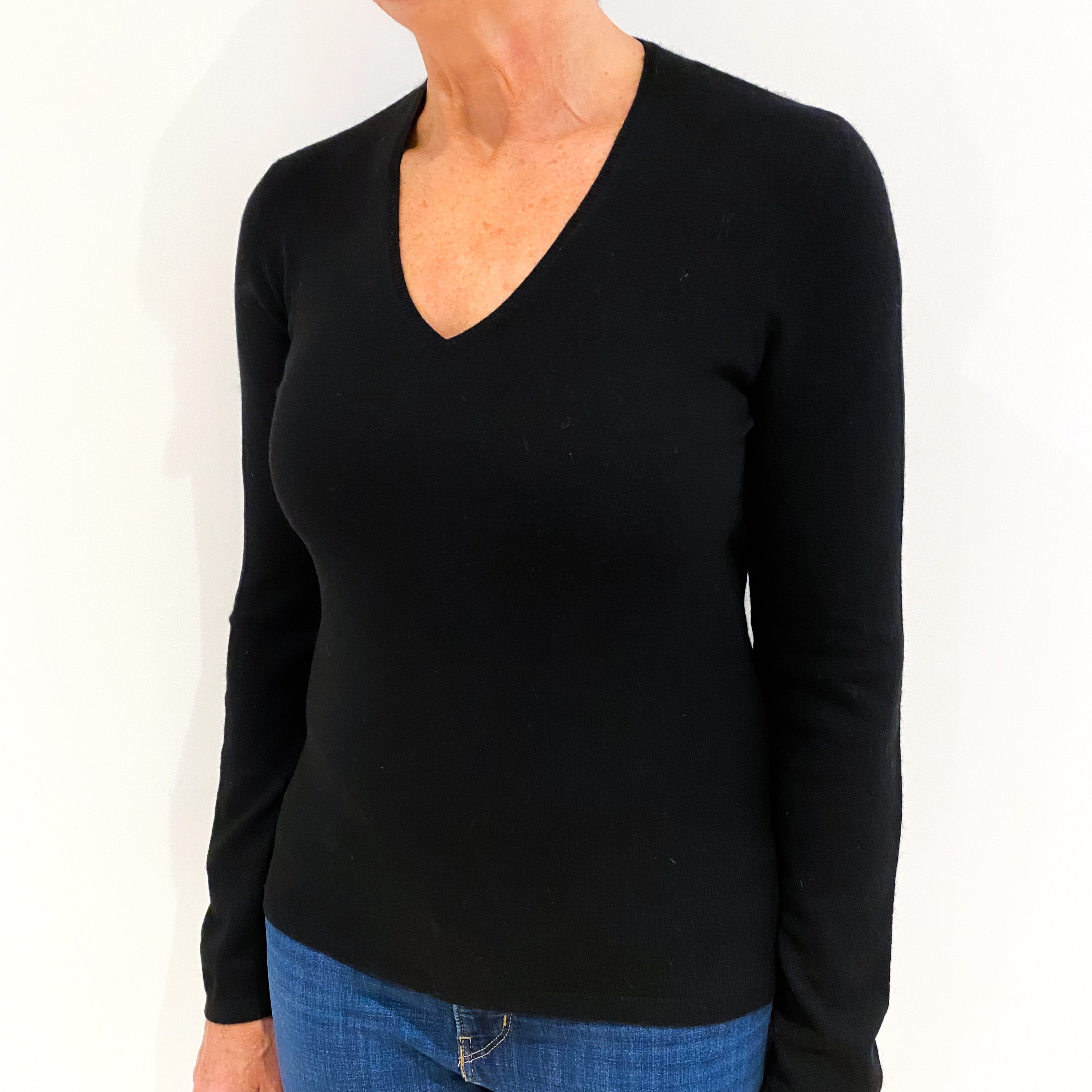 Black Cashmere V-Neck Jumper Medium