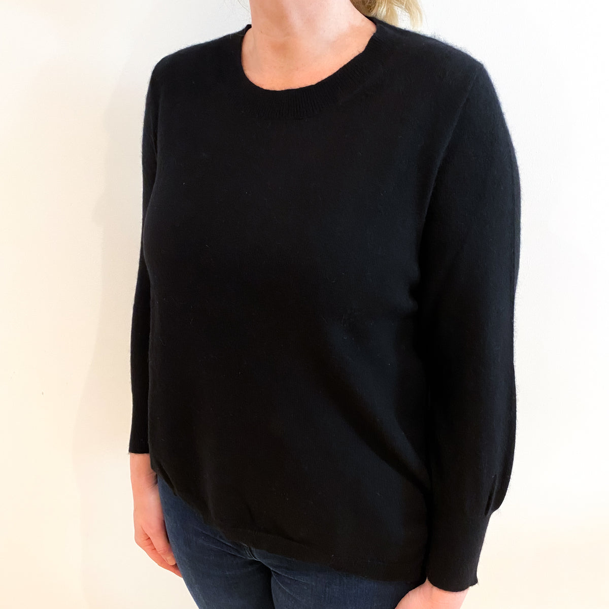 Black Cashmere Crew Neck Jumper Large