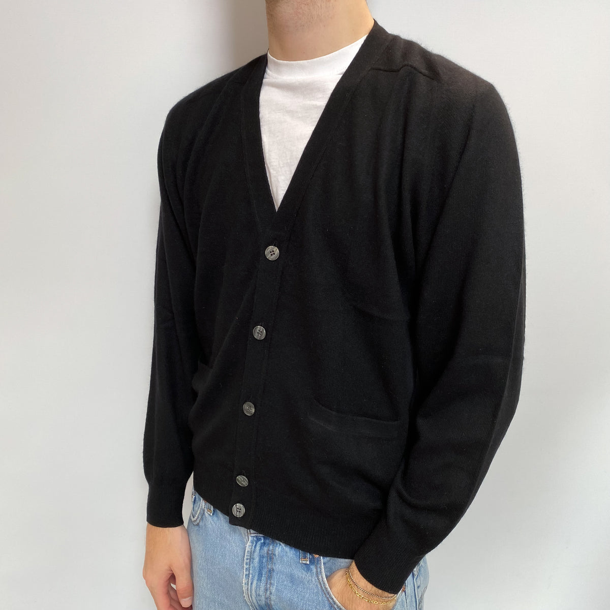 Men's Black Cashmere V Neck Cardigan Medium