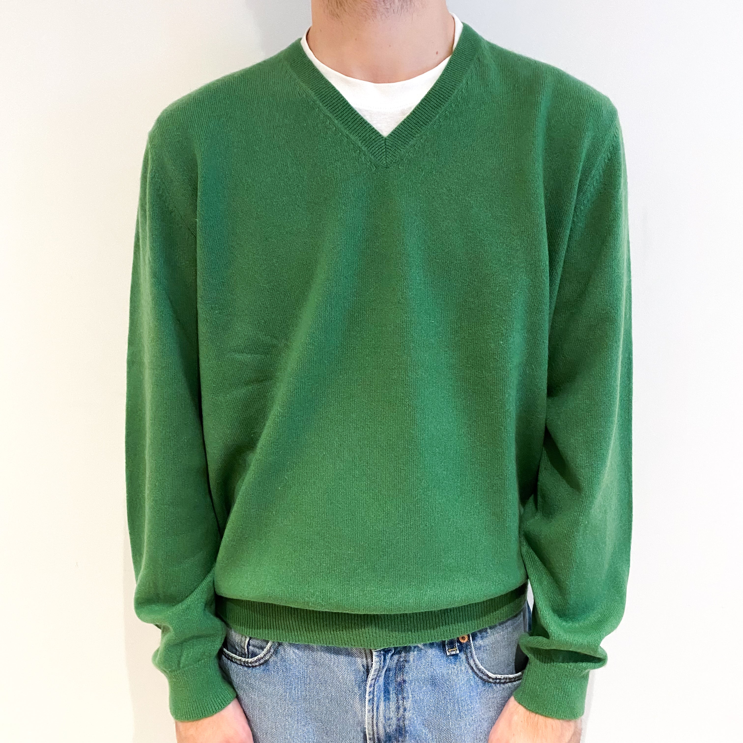 Men's Fern Green Cashmere V Neck Jumper Large