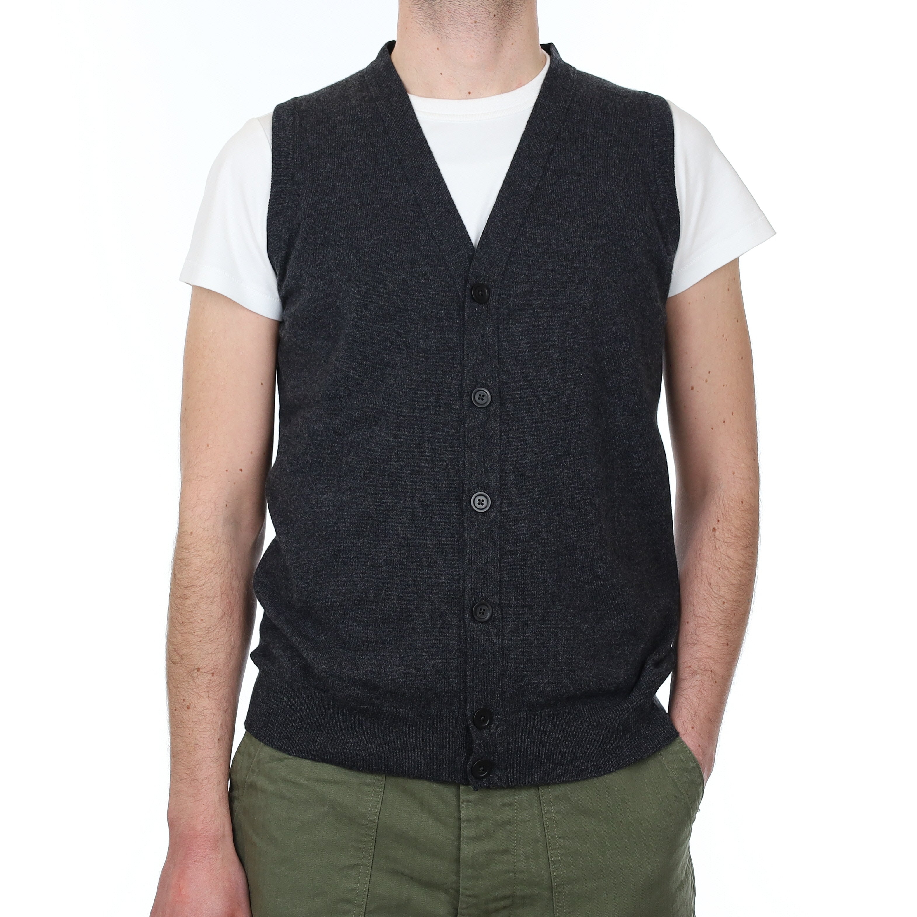 Men's Brand New Scottish Graphite Grey Cashmere V Neck Waistcoat Small