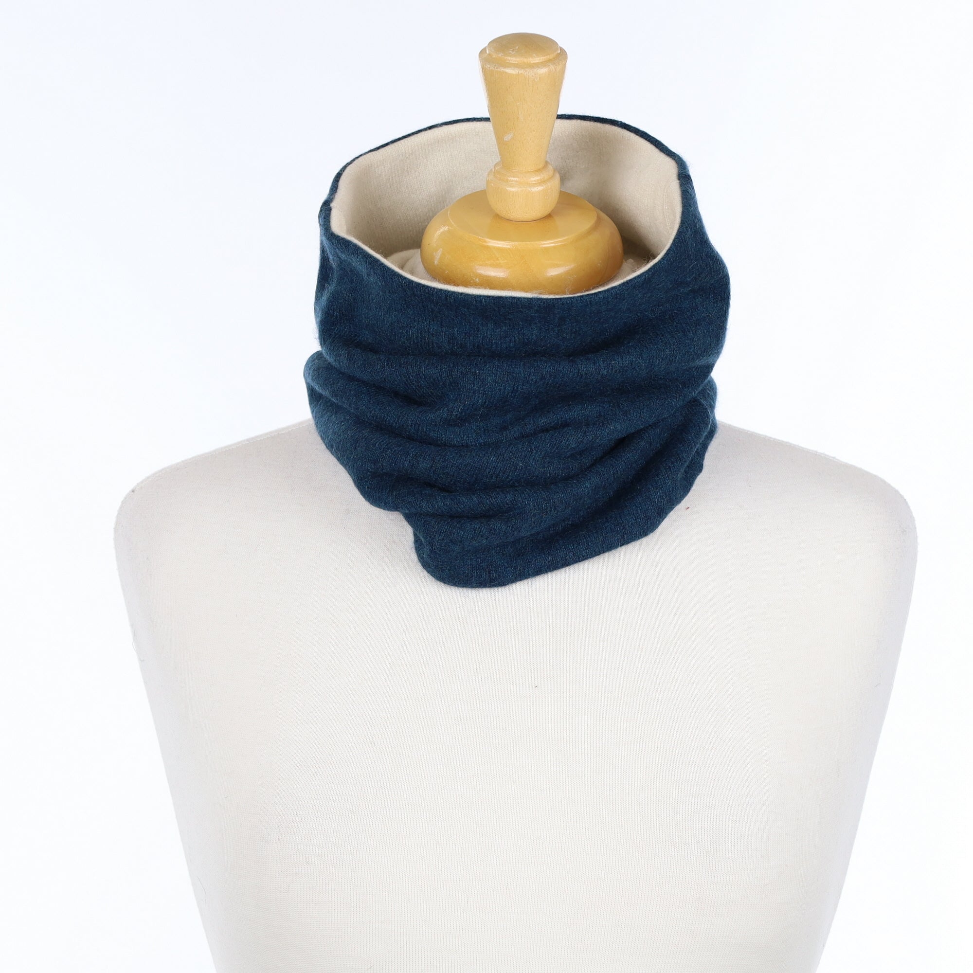 Men’s Deep Ocean Green and Cream Luxury Double Layered Snood