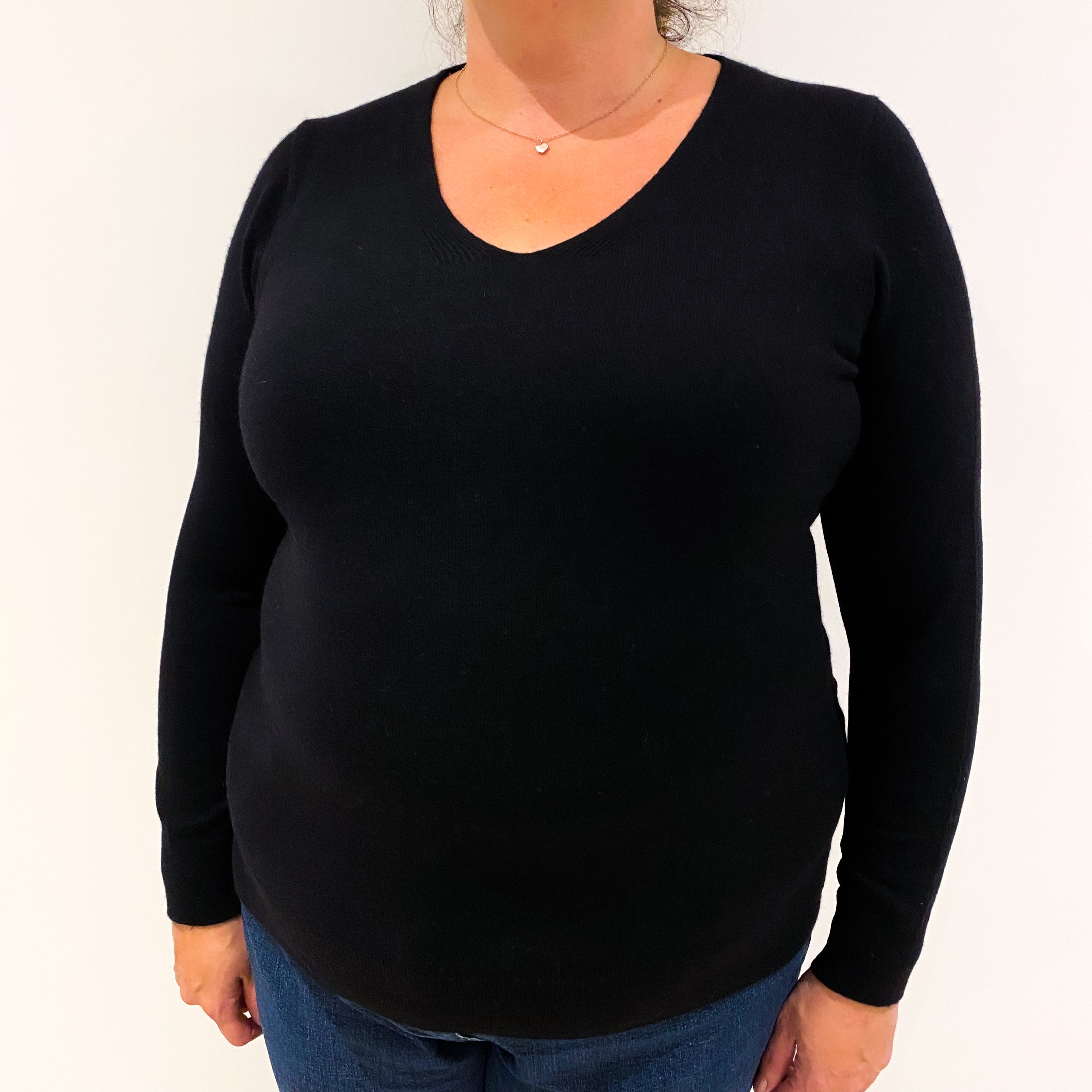 Black Cashmere V-Neck Jumper Extra Large