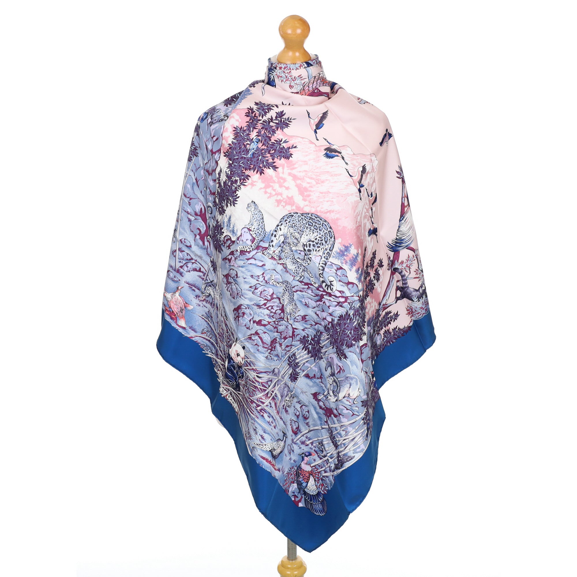 Brand New Boxed Hermès Sichuan Silk Scarf