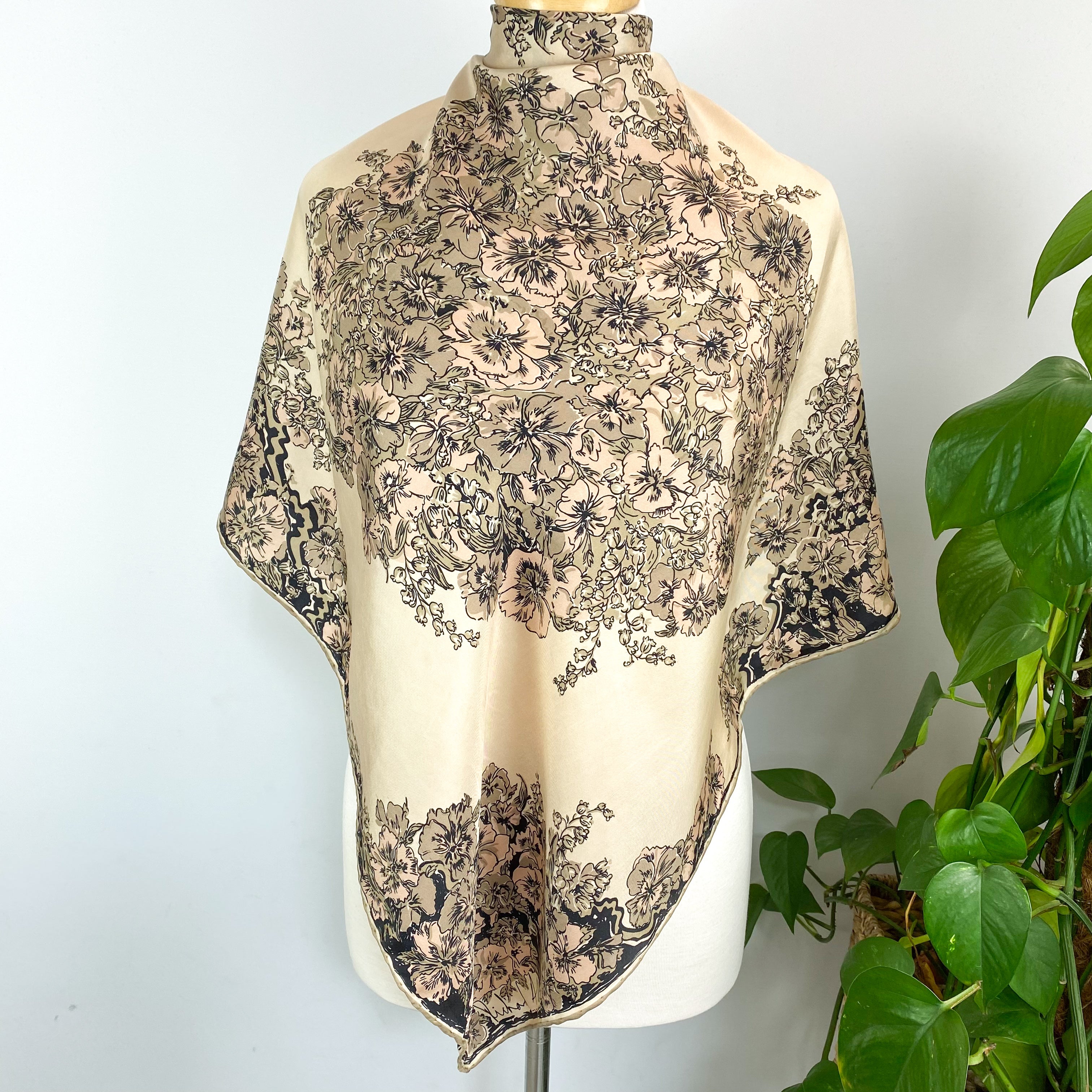 1970s Richard Allan Floral Vintage Silk Scarf