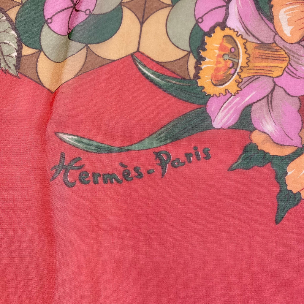 Brand New Hermès Le Festin des Abeilles 140 Mousseline Silk Scarf