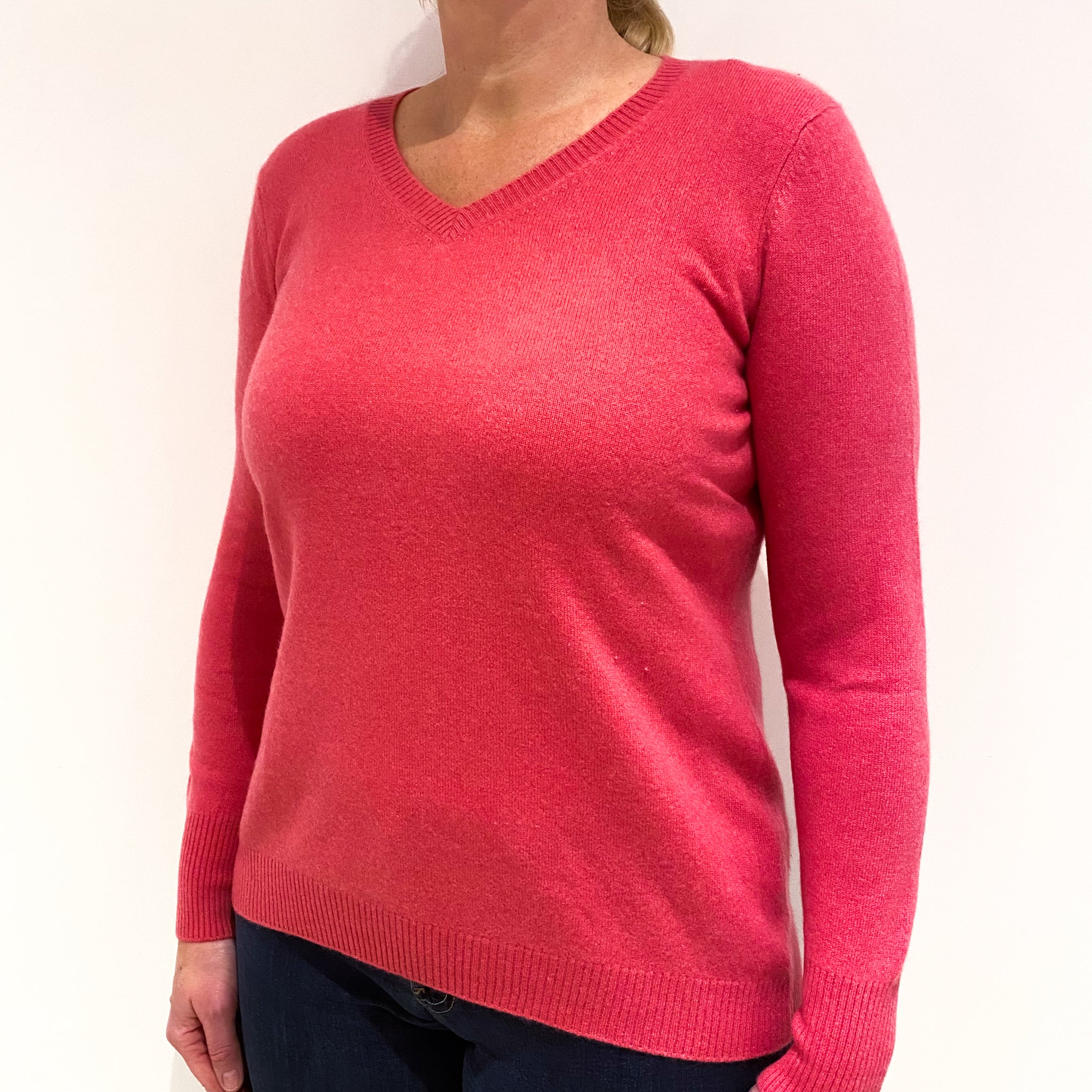 Lupin Pink Cashmere V-Neck Jumper Large