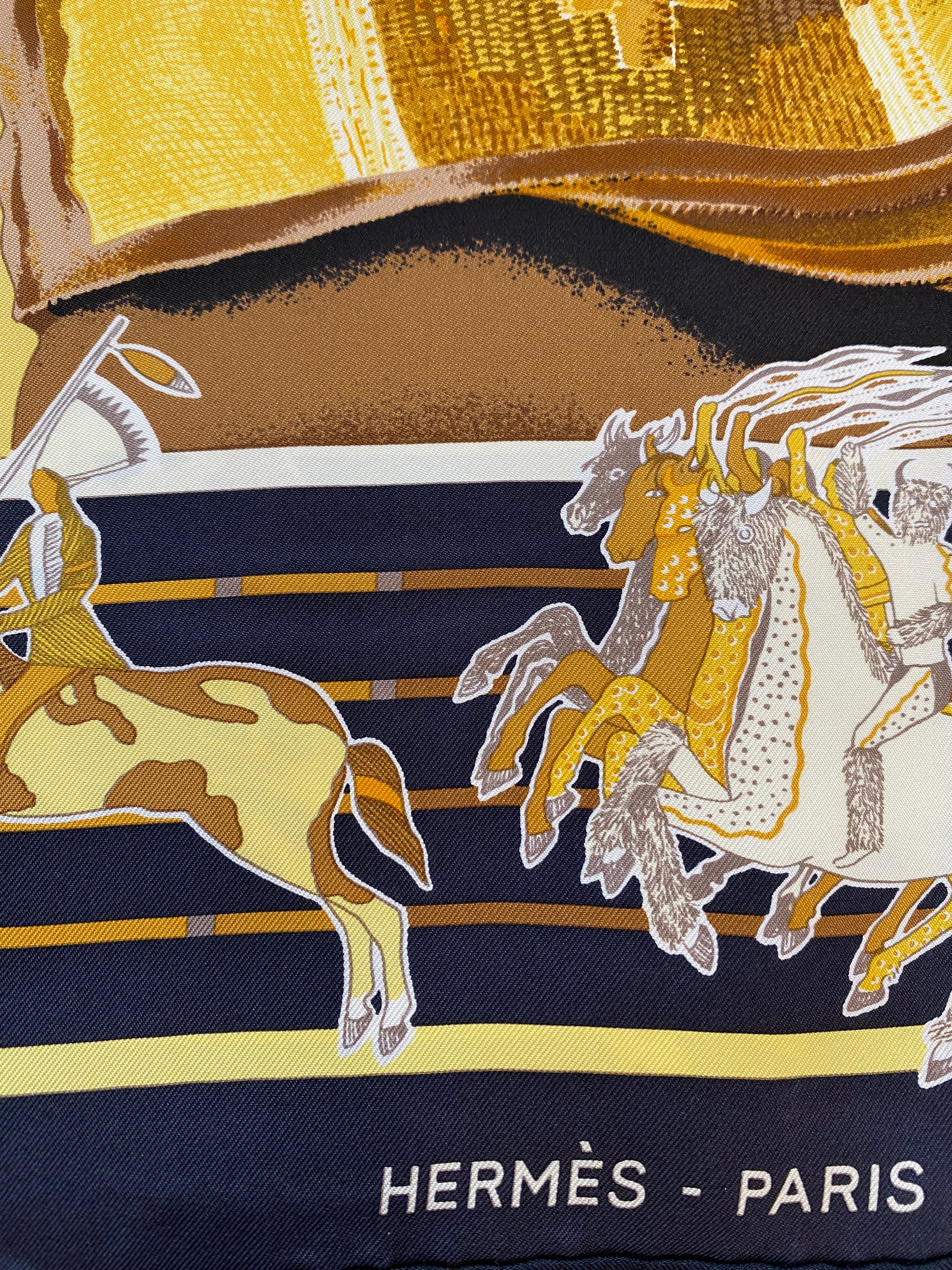 Immaculate Hermès Carré En Carrés Silk Scarf