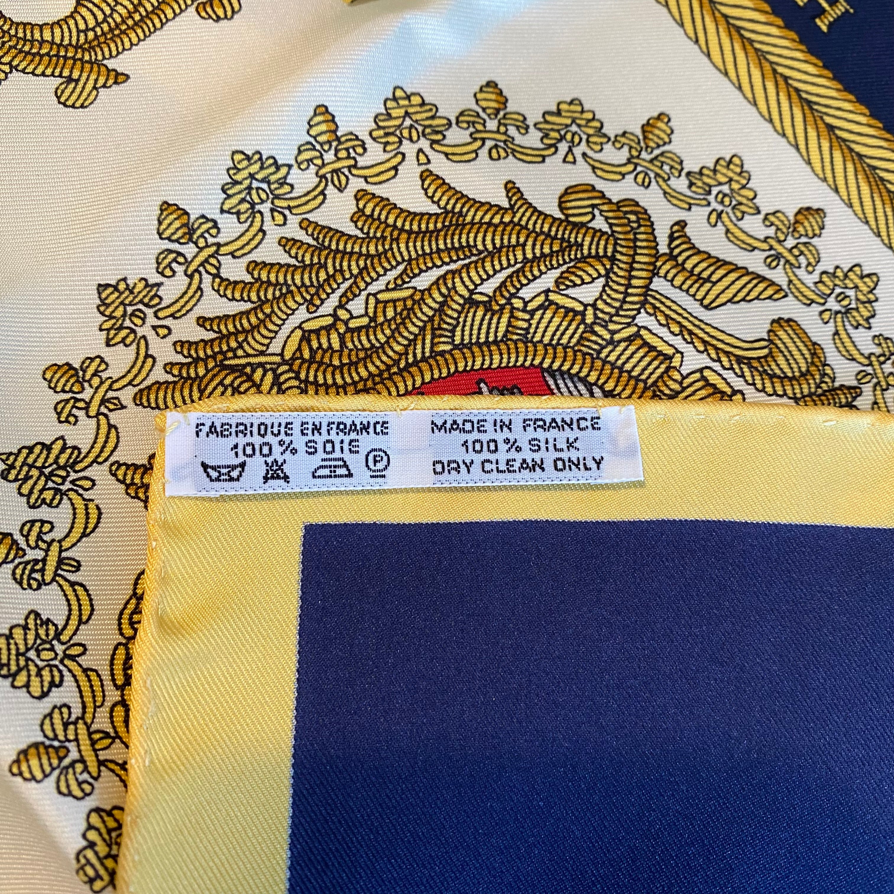 Pristine Hermès Les Armes de Paris Silk Scarf