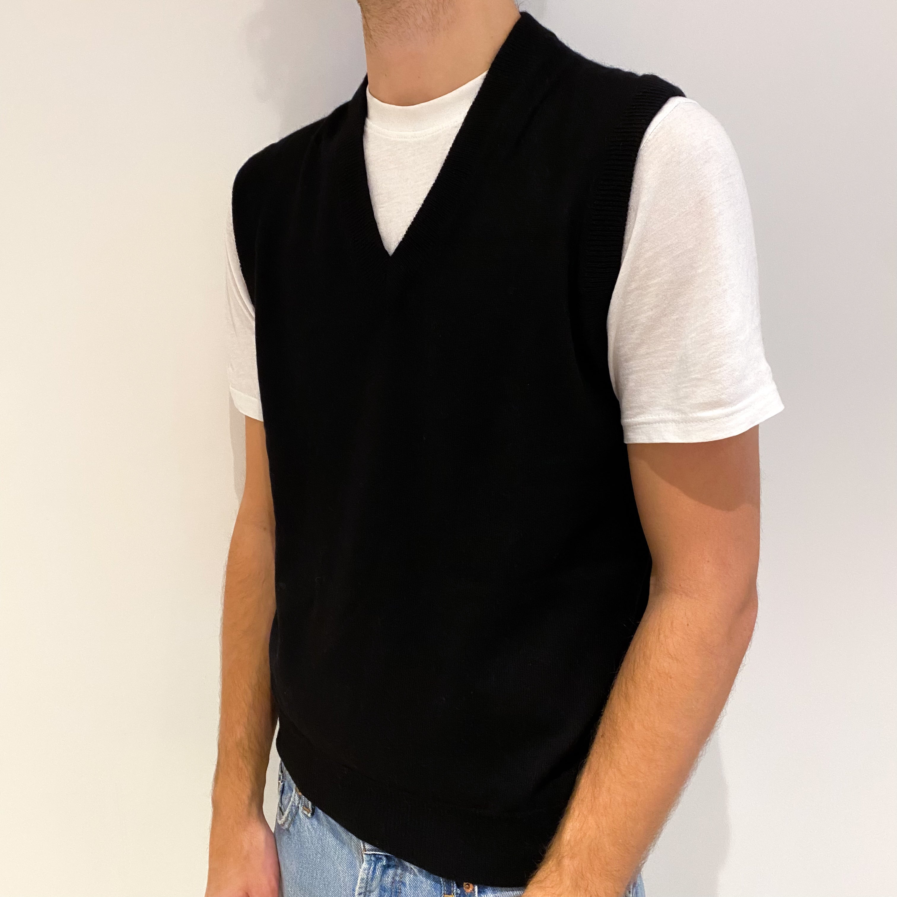 Men's Black Cashmere V Neck Tank Top Large