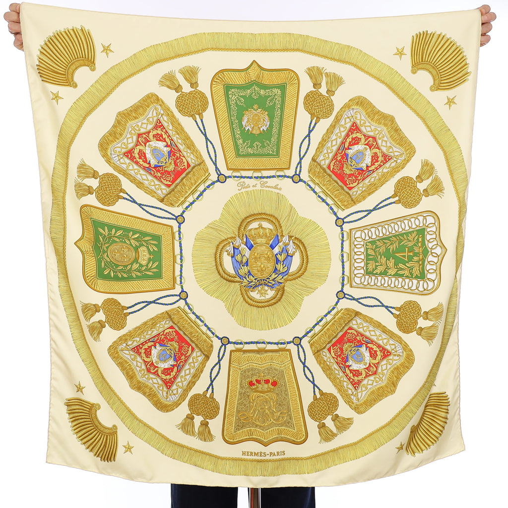 Hermès Poste Et Cavalerie Silk Scarf