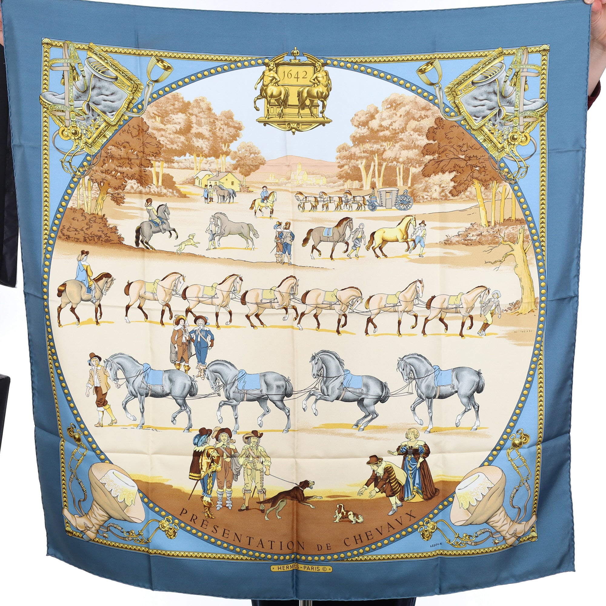 Pristine Boxed Hermès Presentation de Chevaux Silk Scarf