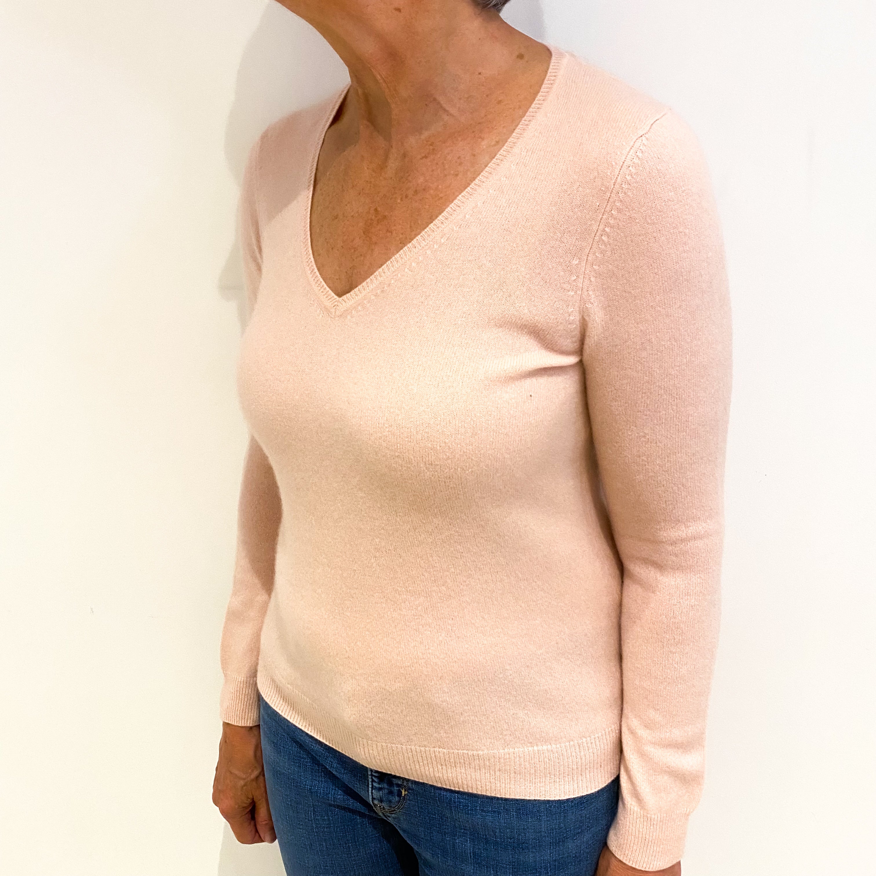 Shell Pink Cashmere V Neck Jumper Medium