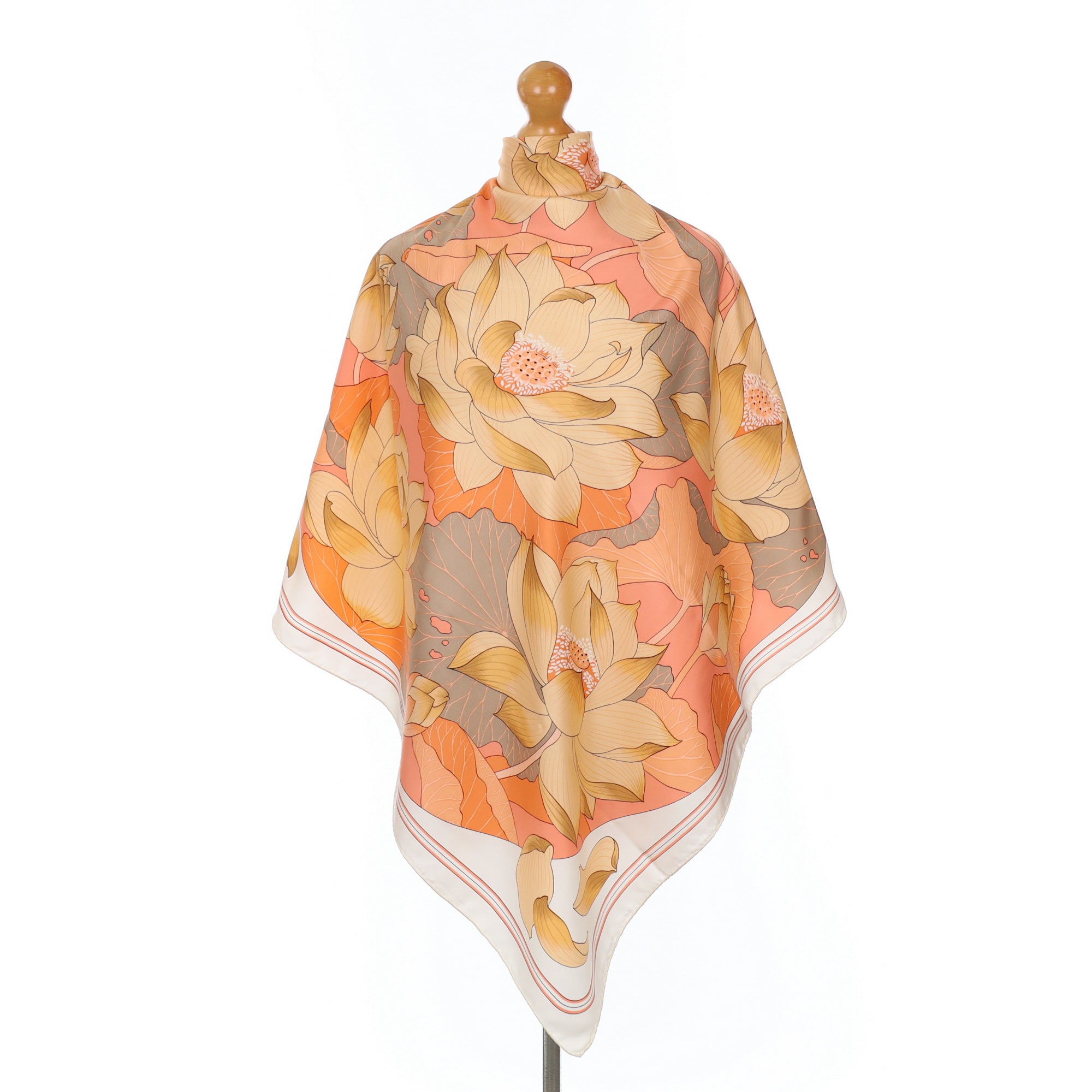 Hermès Fleurs de Lotus Silk Scarf