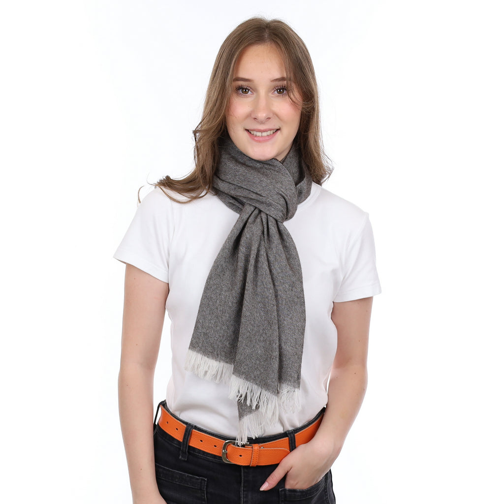Brand New Scottish Bitter Chocolate & Ivory Luxury Woven Cashmere Mini Wrap