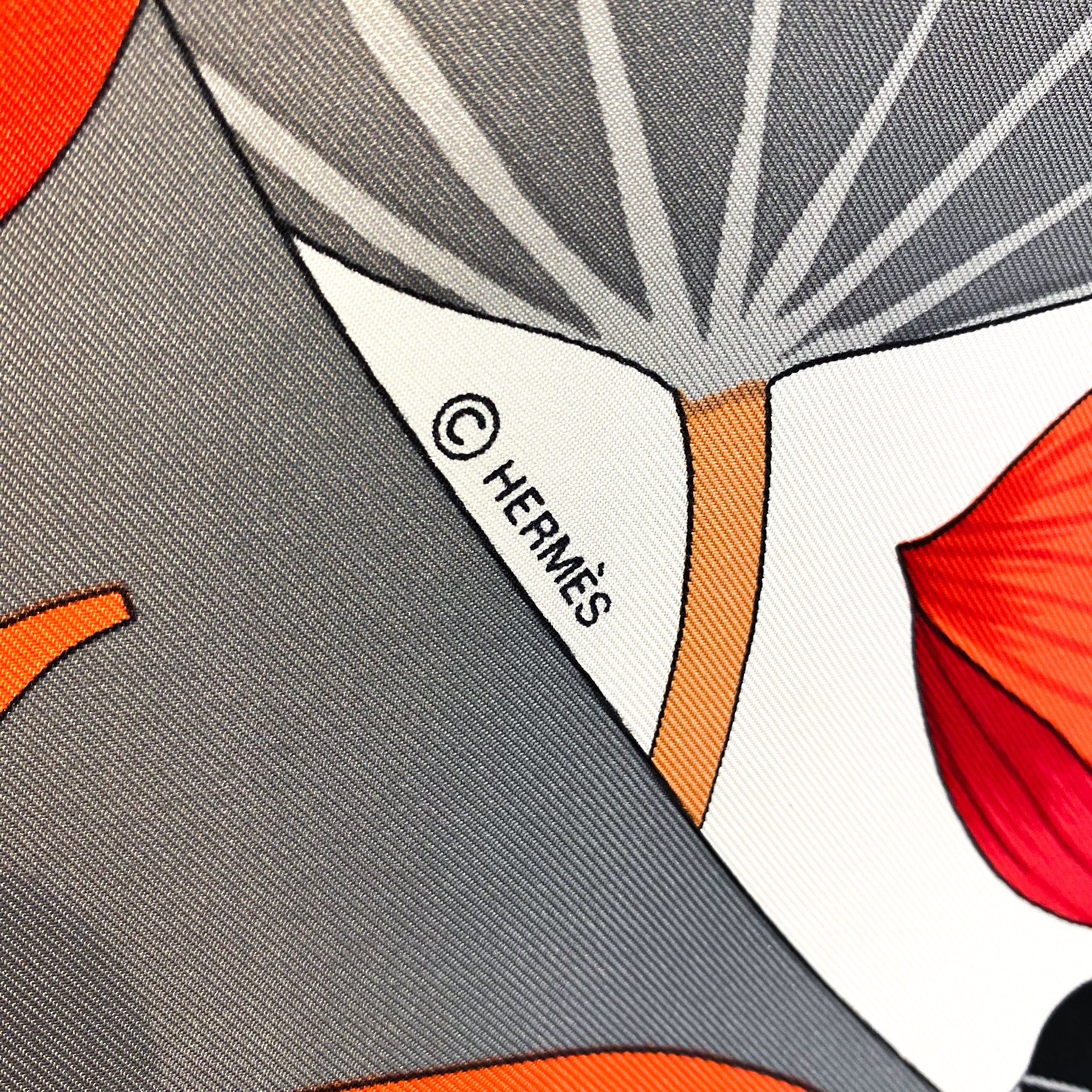 Boxed Hermes Fleur de Lotus 1961 Designer Silk Scarf