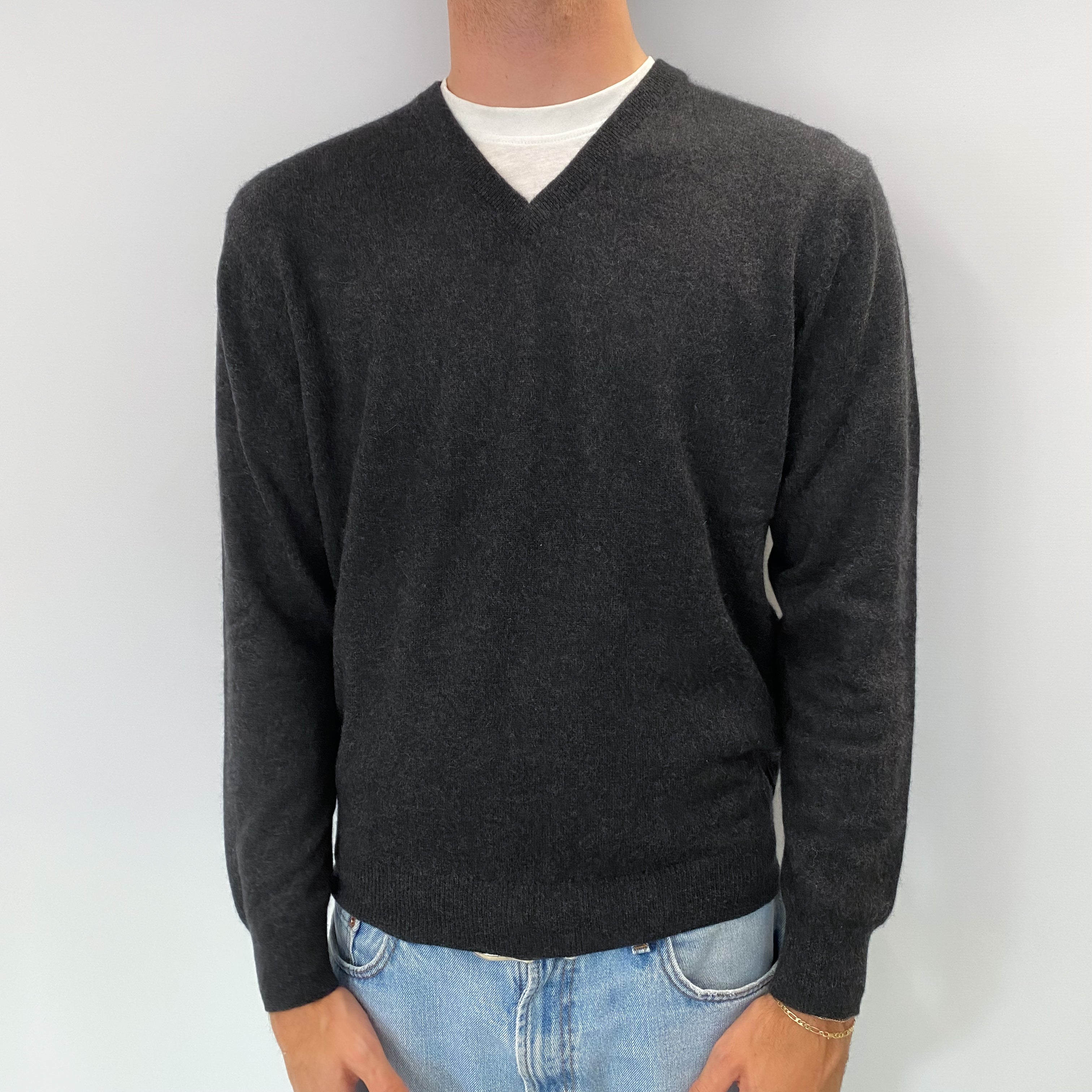 Men's Charcoal Grey Cashmere V Neck Jumper Medium