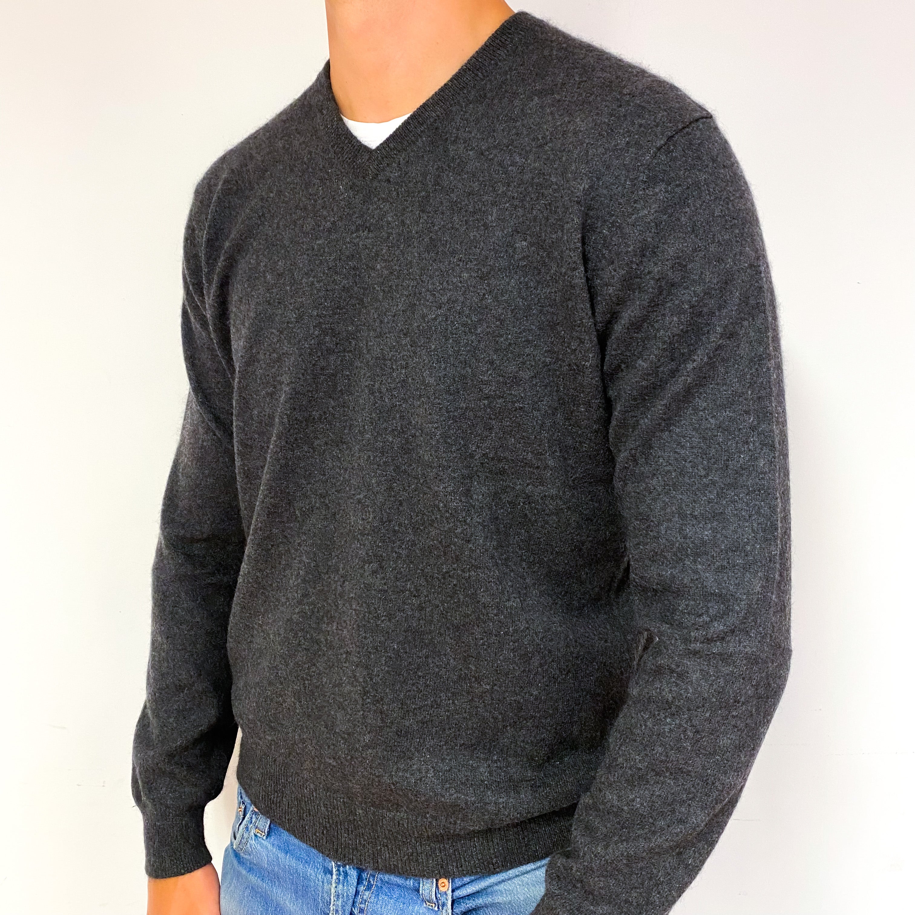 Men's Charcoal Grey Cashmere V-Neck Jumper Extra Large