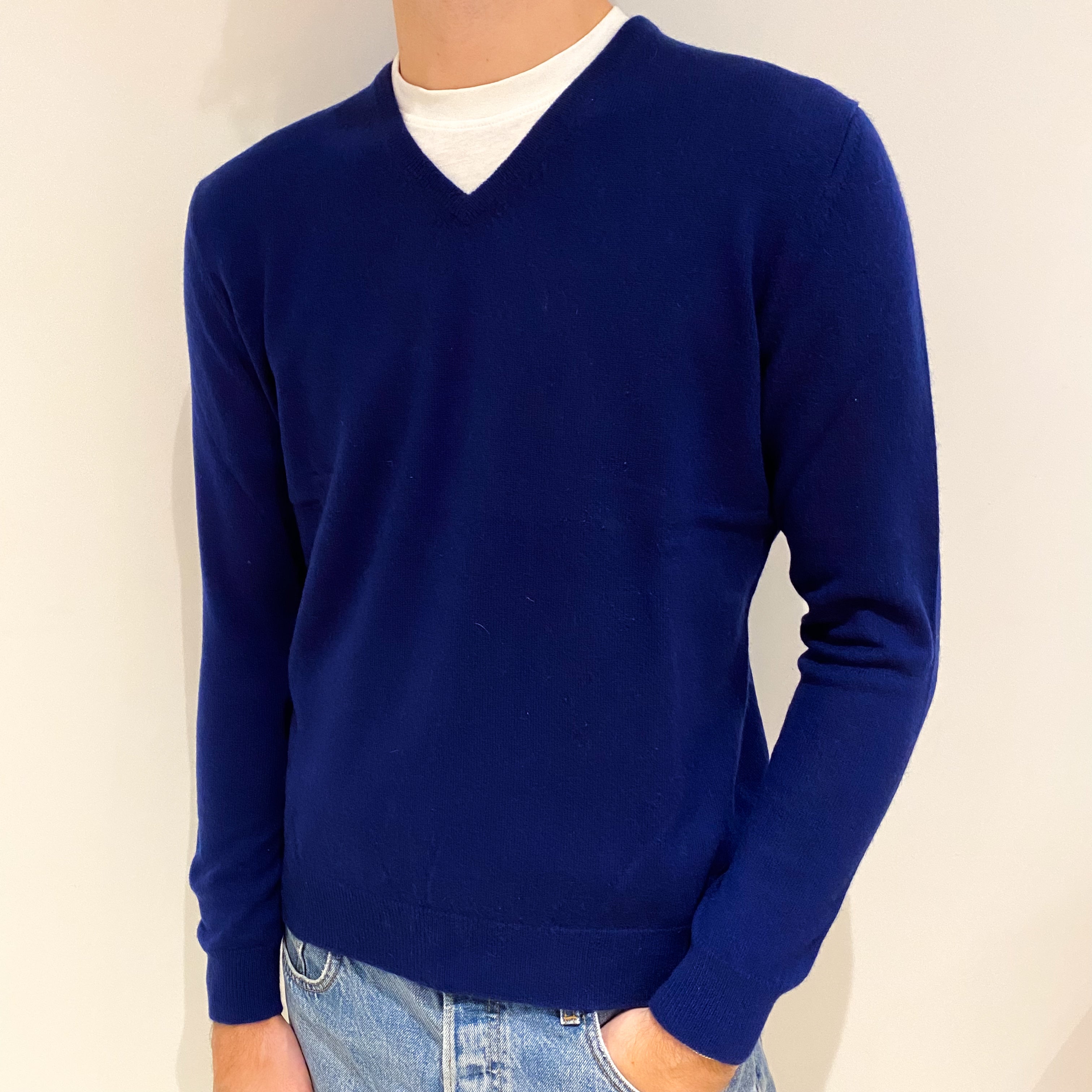Men's French Navy Cashmere V Neck Jumper Large