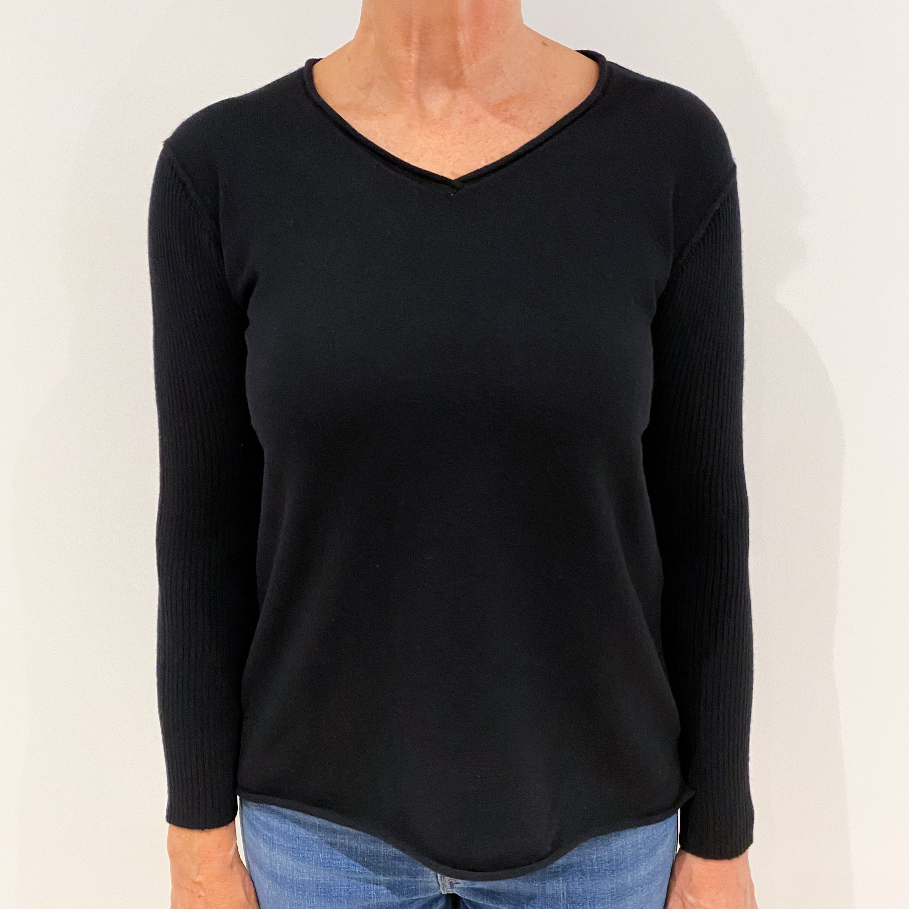 Black Cashmere V-Neck Jumper Medium