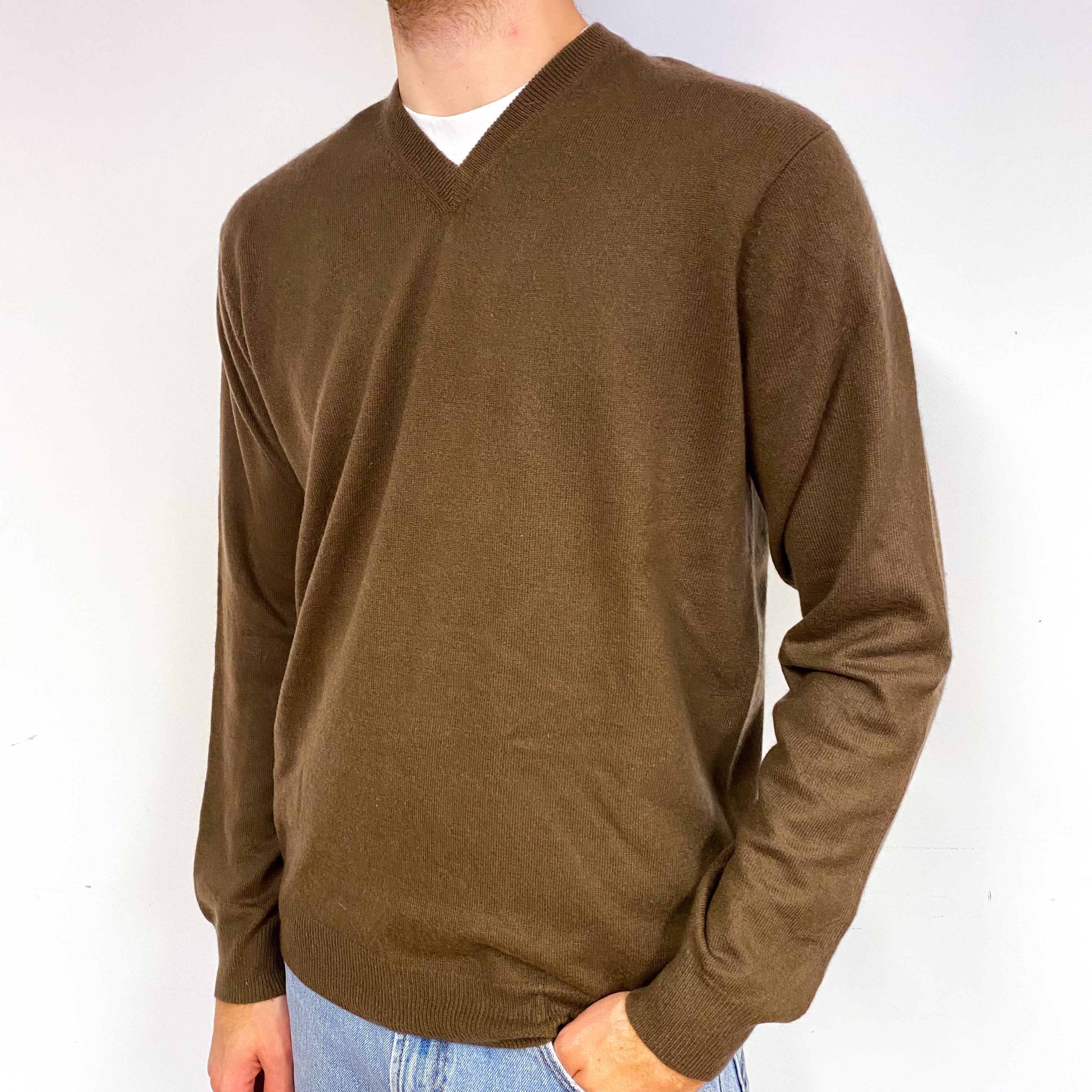 Men's Pecan Brown Cashmere V-Neck Jumper Large